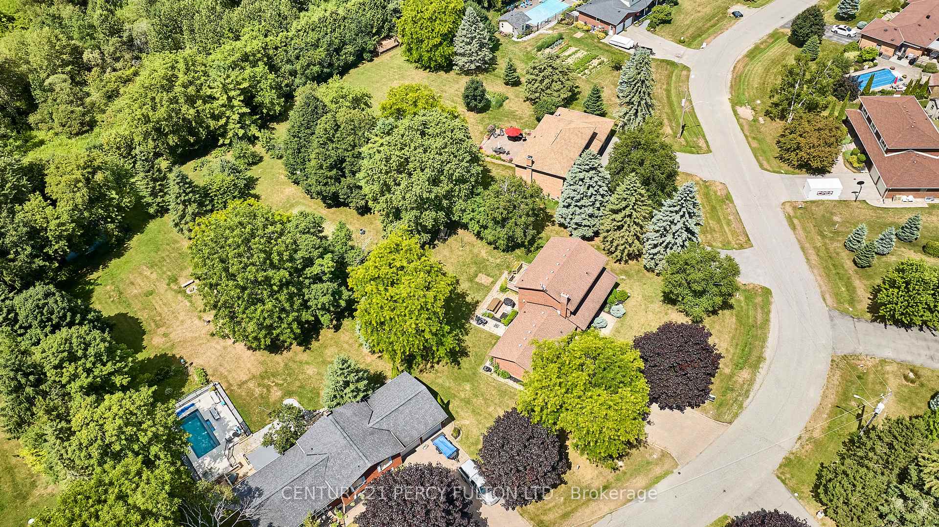 Photo 26 of 613 Alma Street, Scugog, Port Perry — HOMEH