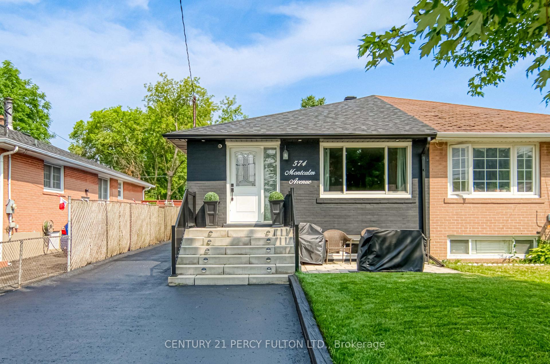 Front of 574 Montcalm Avenue