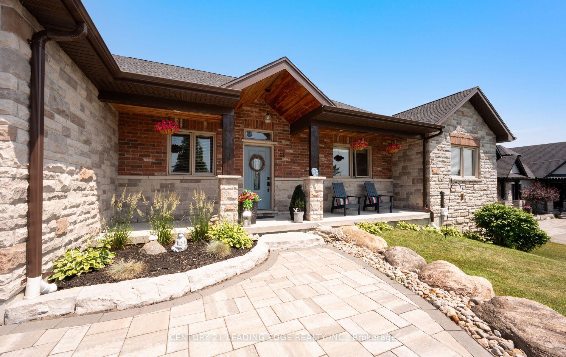 Photo 2 of 11 Eastside Street, Scugog, Rural Scugog — HOMEH