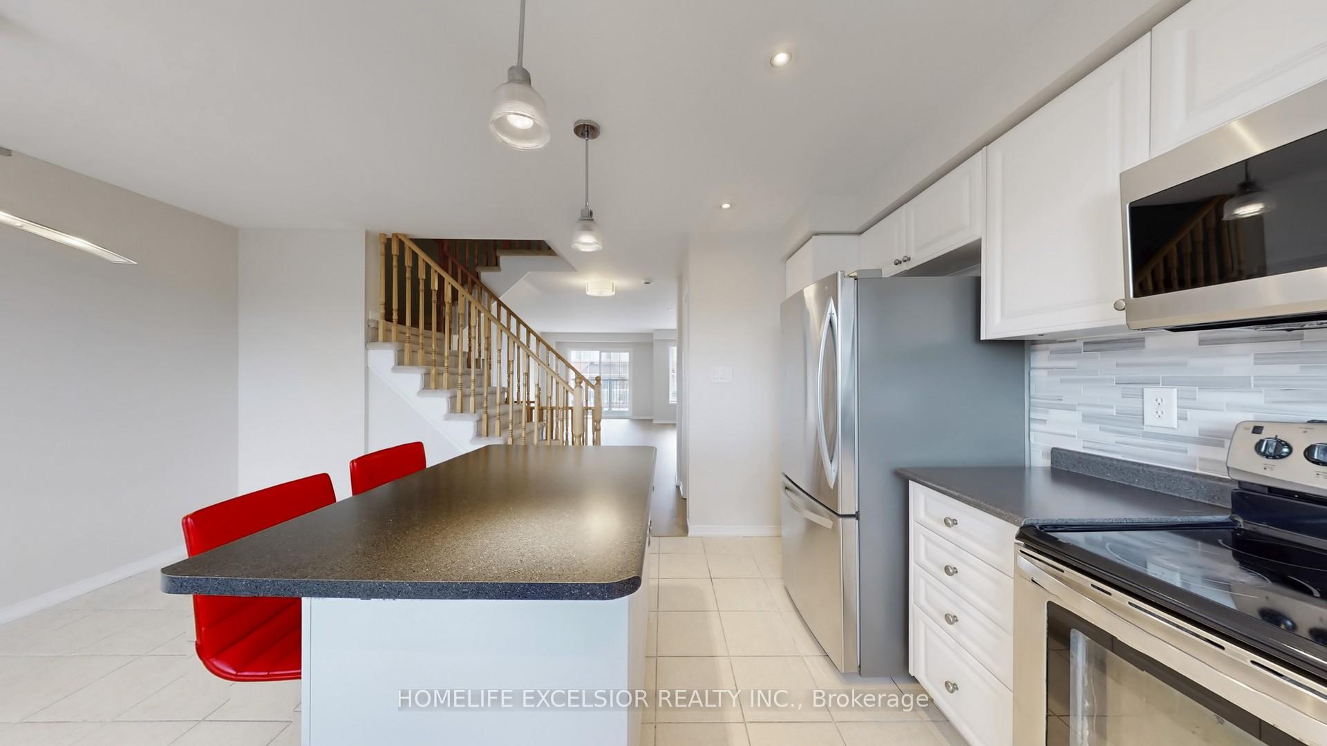Photo 13 of 499 Rossland Road, Ajax, Central East — HOMEH