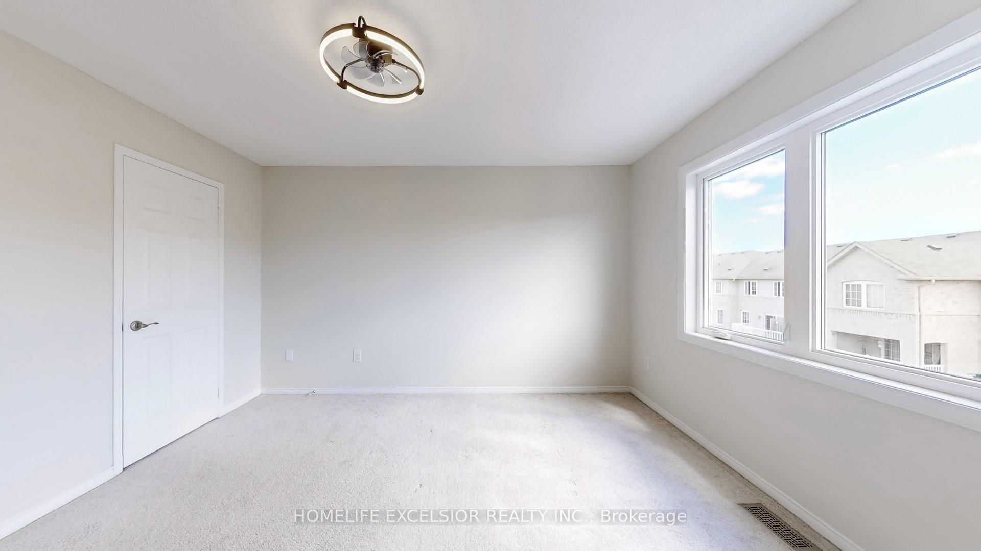 Photo 11 of 499 Rossland Road, Ajax, Central East — HOMEH