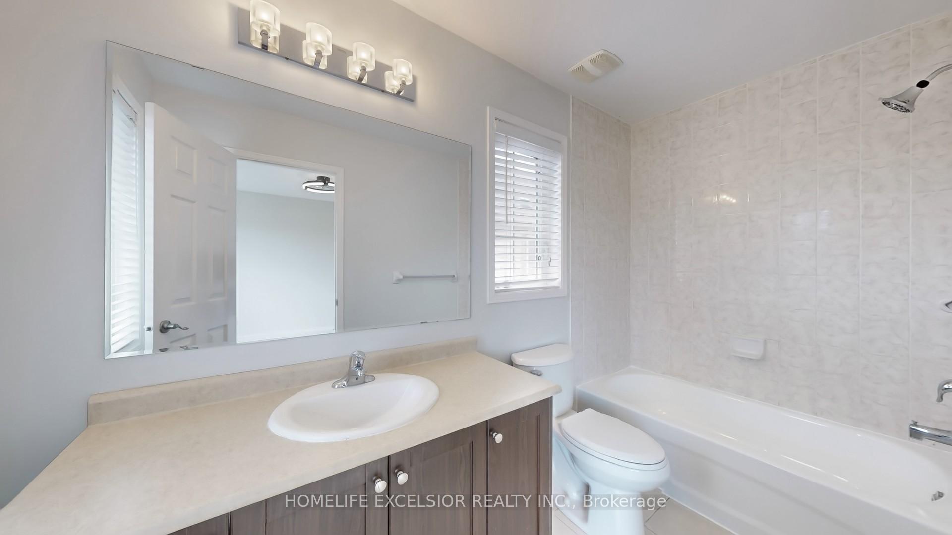 Photo 26 of 499 Rossland Road, Ajax, Central East — HOMEH