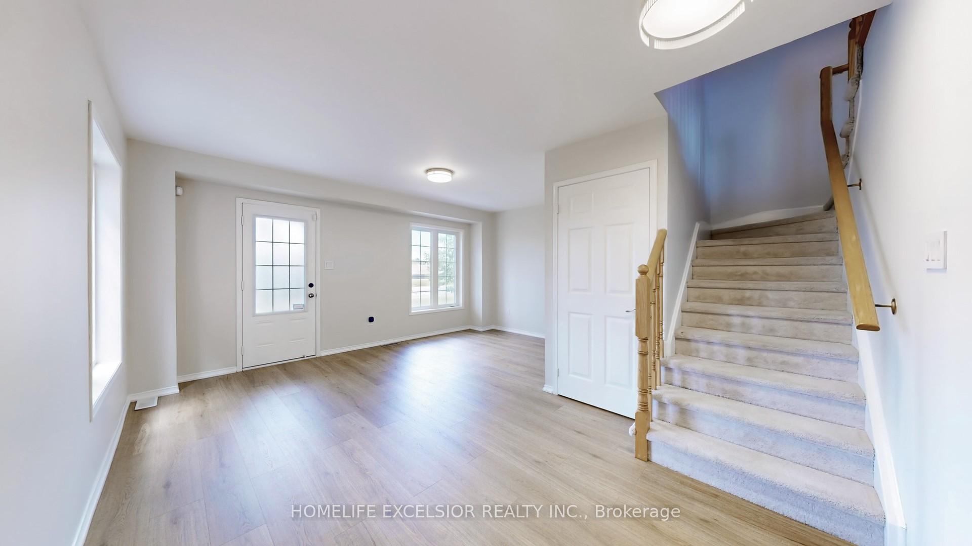 Photo 17 of 499 Rossland Road, Ajax, Central East — HOMEH
