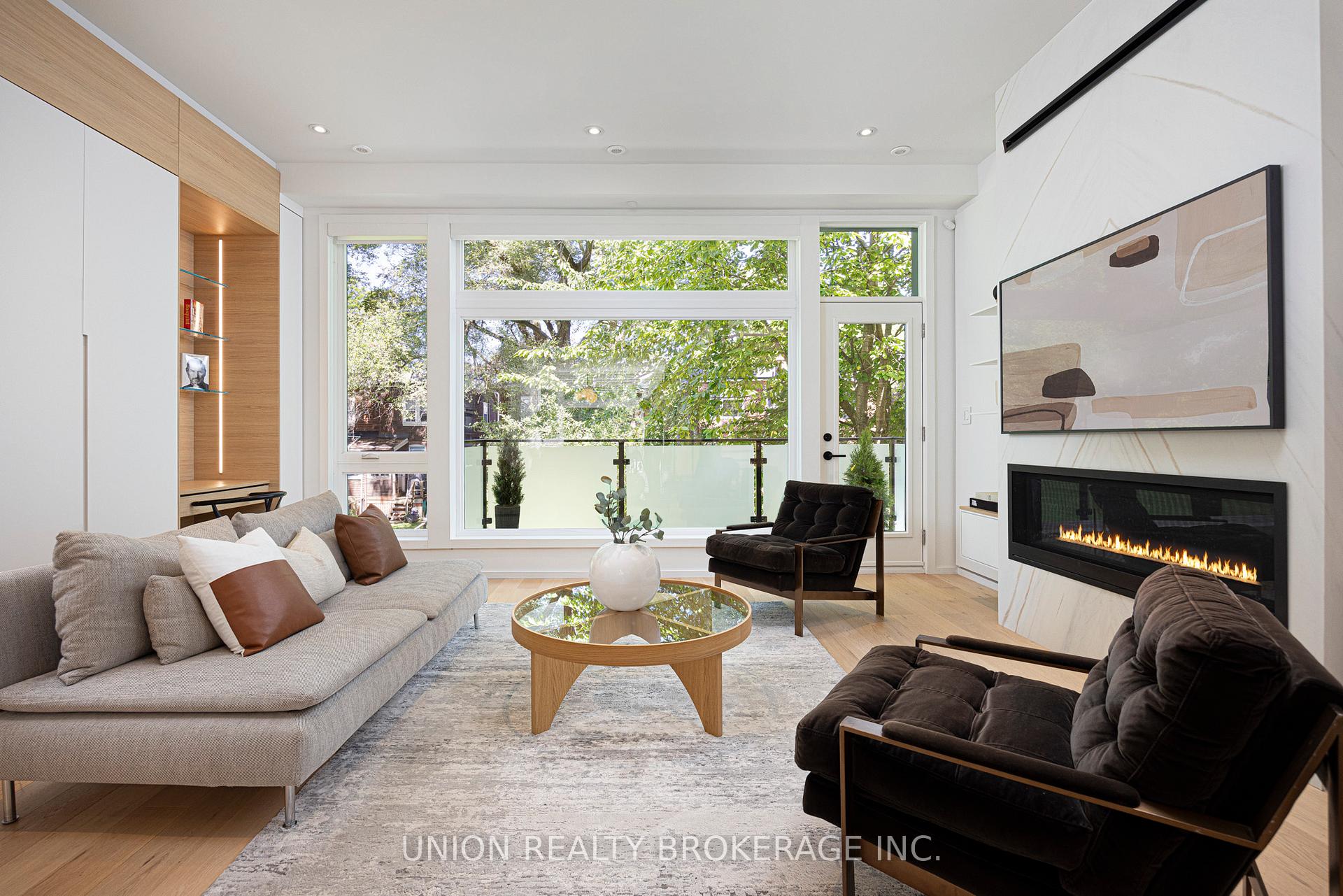 Photo 18 of 7B Maughan Crescent, Toronto, Woodbine Corridor — HOMEH