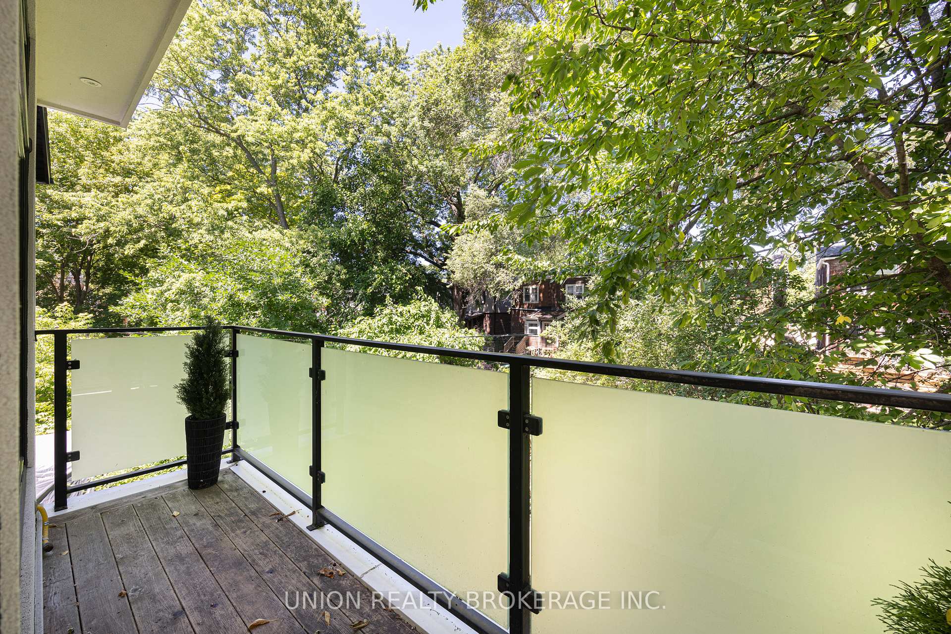 Photo 32 of 7B Maughan Crescent, Toronto, Woodbine Corridor — HOMEH