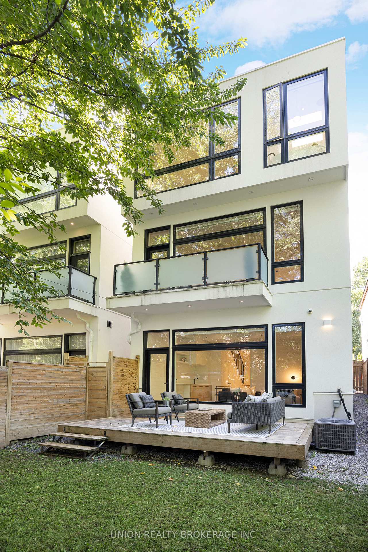 Photo 39 of 7B Maughan Crescent, Toronto, Woodbine Corridor — HOMEH