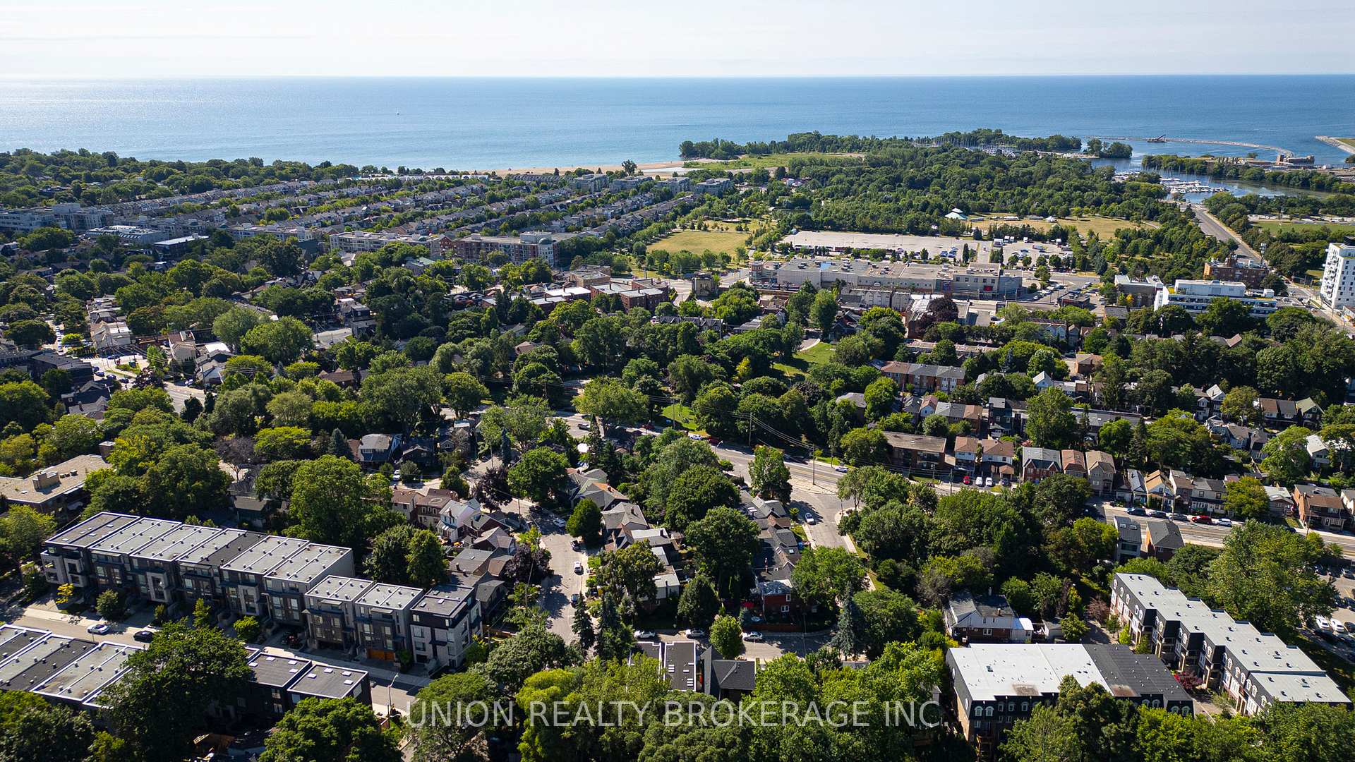 Photo 41 of 7B Maughan Crescent, Toronto, Woodbine Corridor — HOMEH