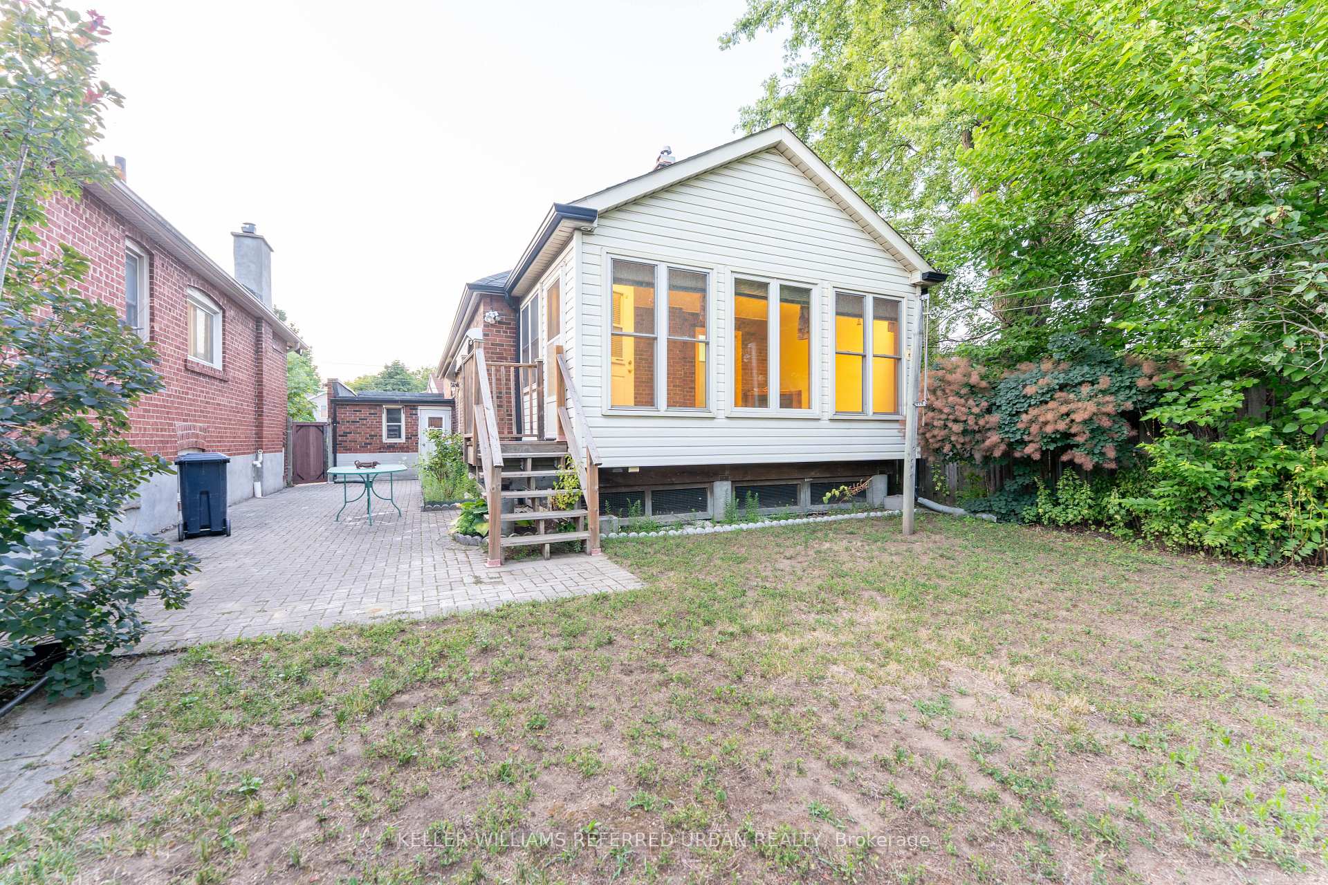 Photo 17 of 7 Davies Crescent, Toronto, East York — HOMEH