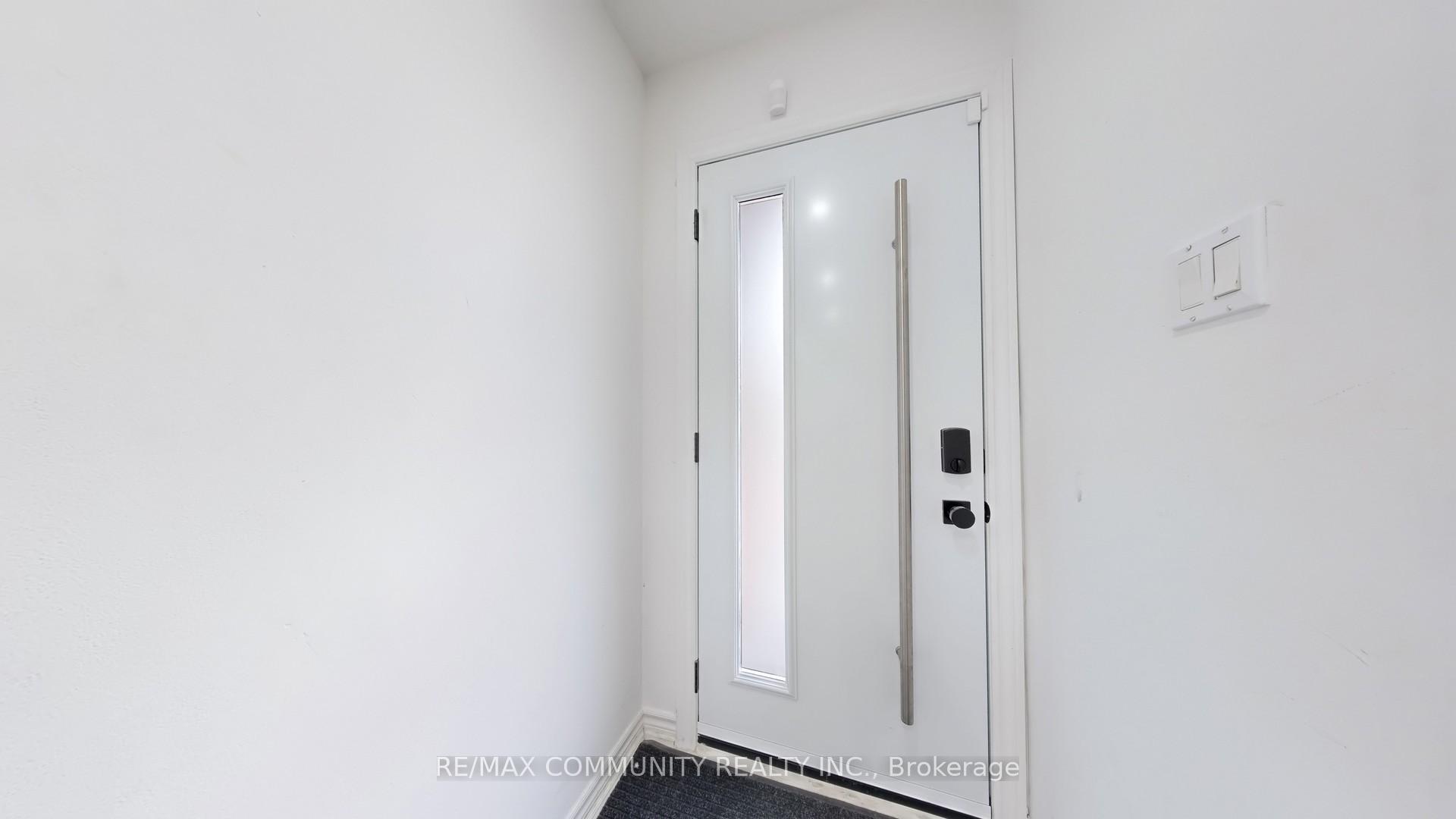 Photo 15 of 1117 Tanzer Court, Pickering, Bay Ridges — HOMEH