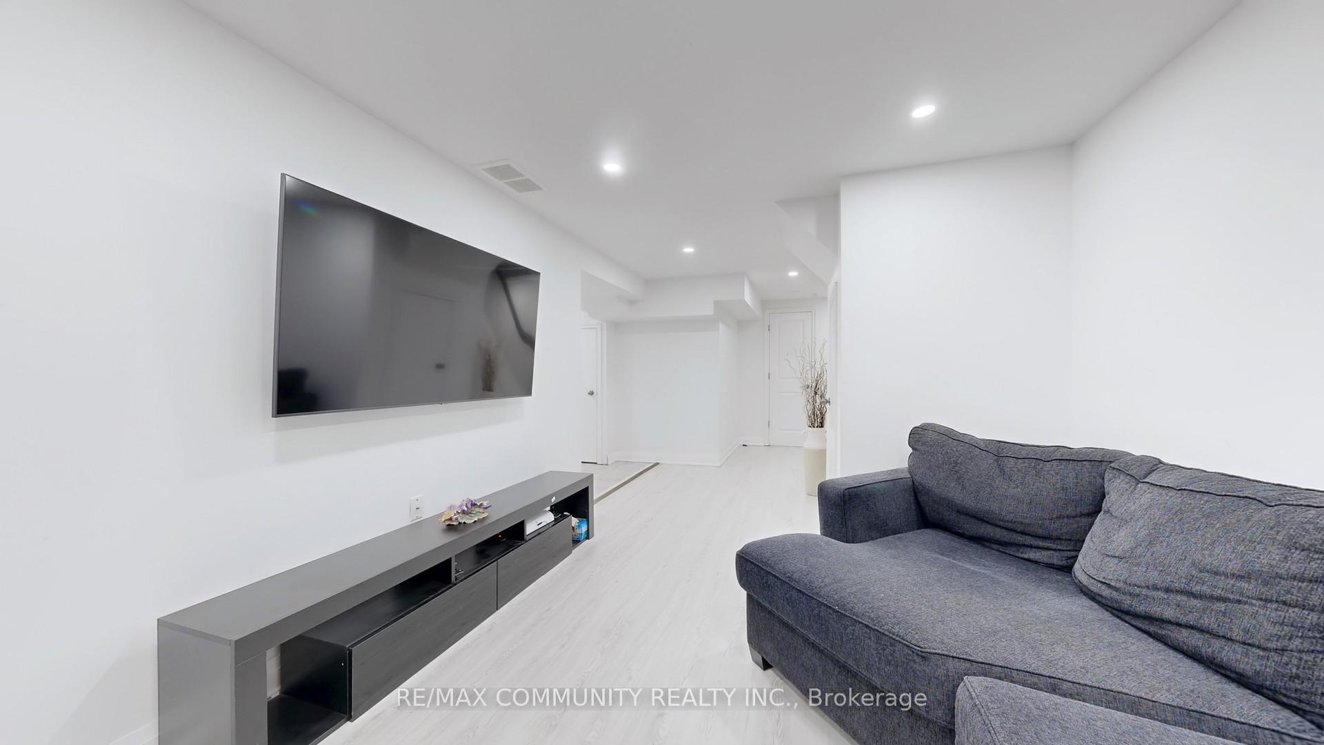 Photo 39 of 1117 Tanzer Court, Pickering, Bay Ridges — HOMEH