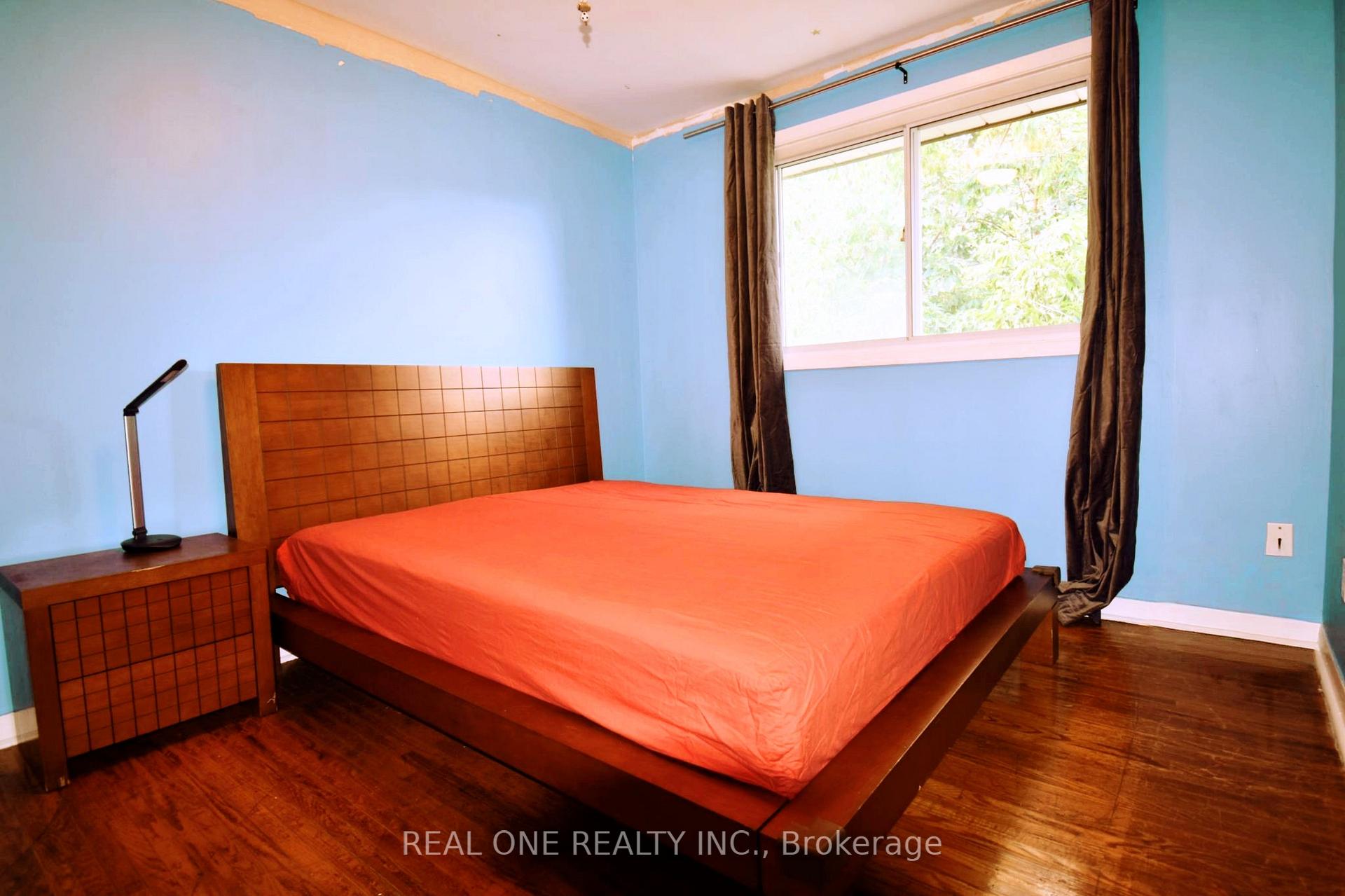 Photo 9 of 52 Greendowns Drive, Scarborough, Scarborough Village — HOMEH