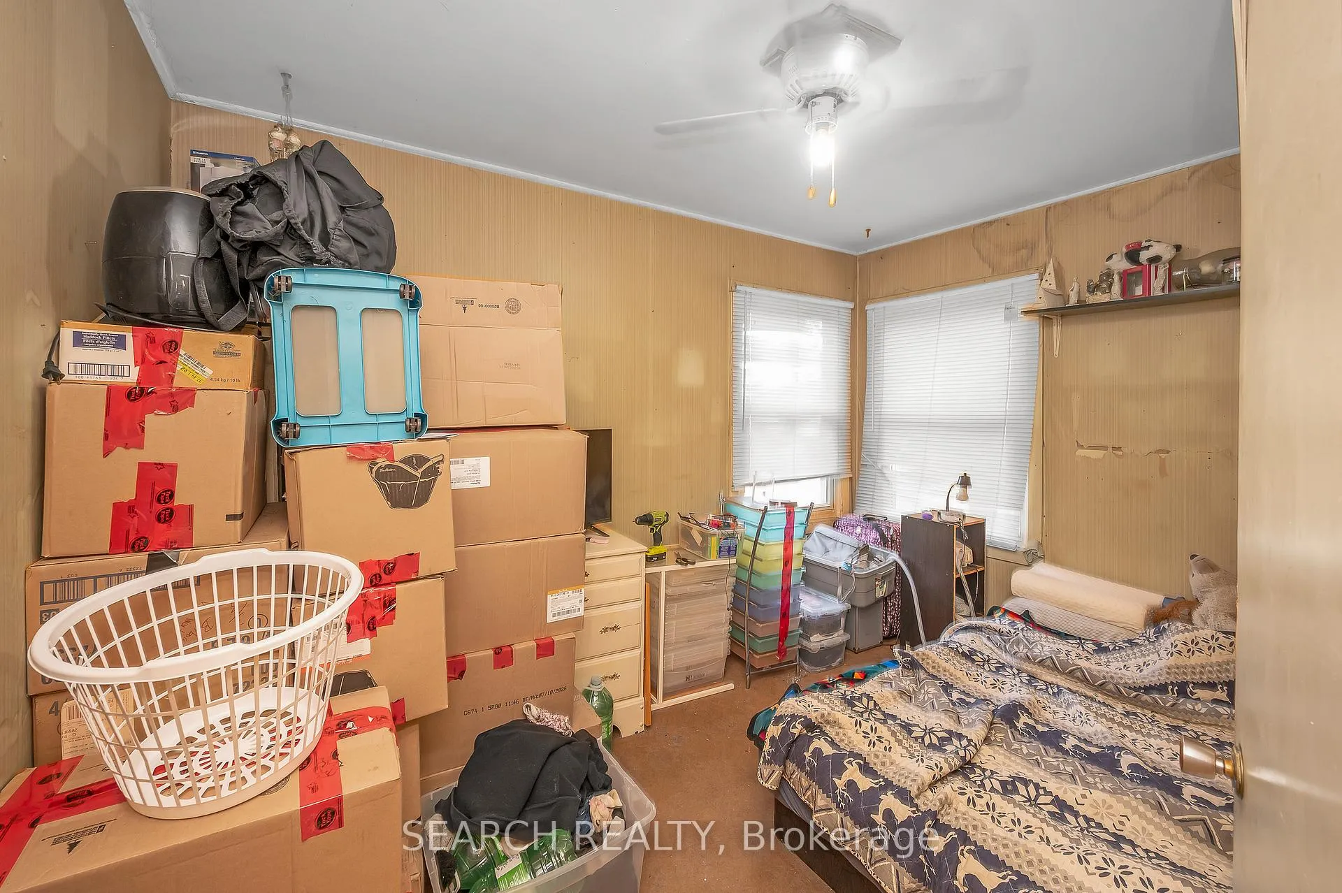 Photo 16 of 222 Walter Avenue N, Hamilton, Normanhurst — HOMEH