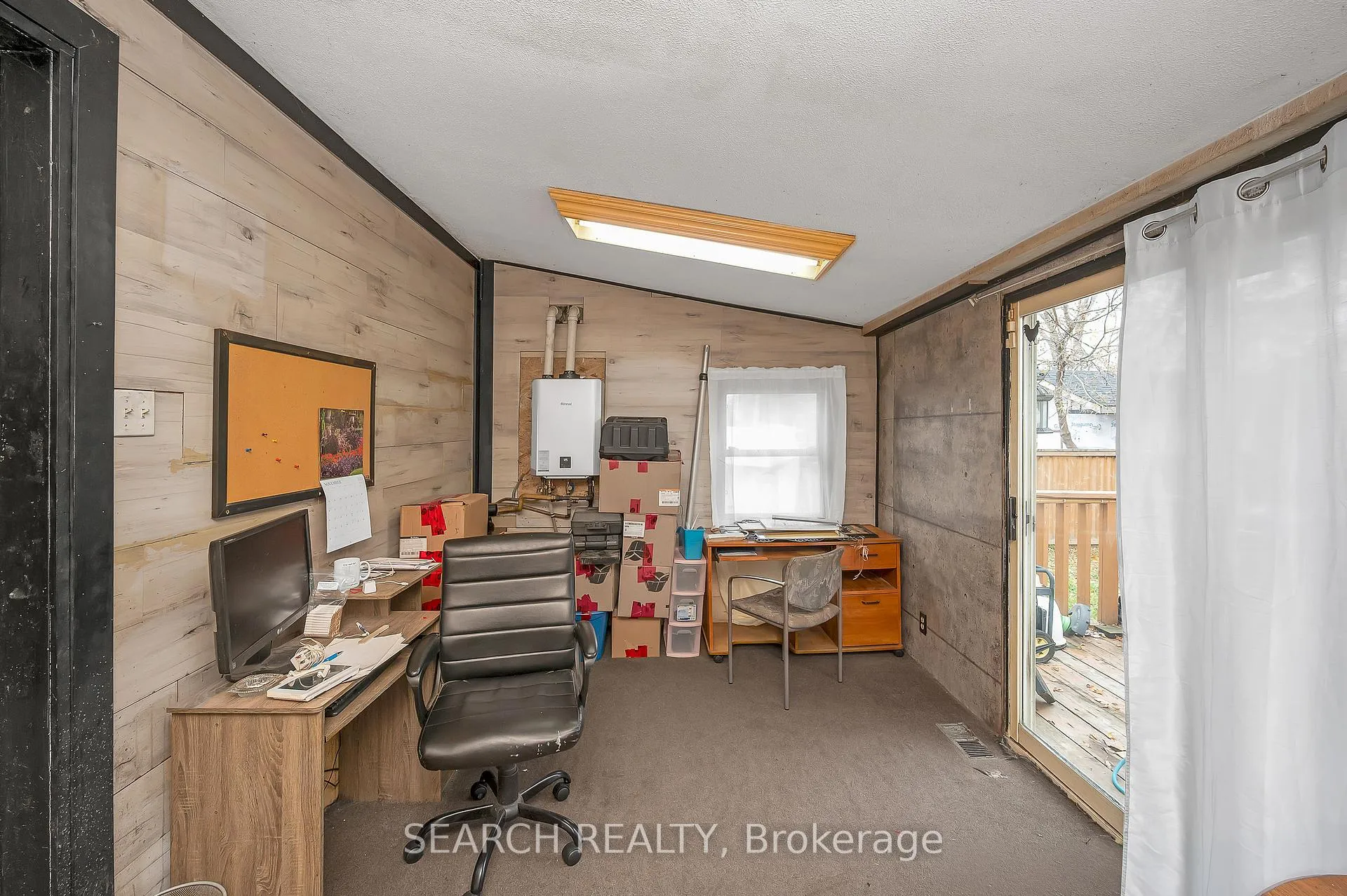 Photo 21 of 222 Walter Avenue N, Hamilton, Normanhurst — HOMEH