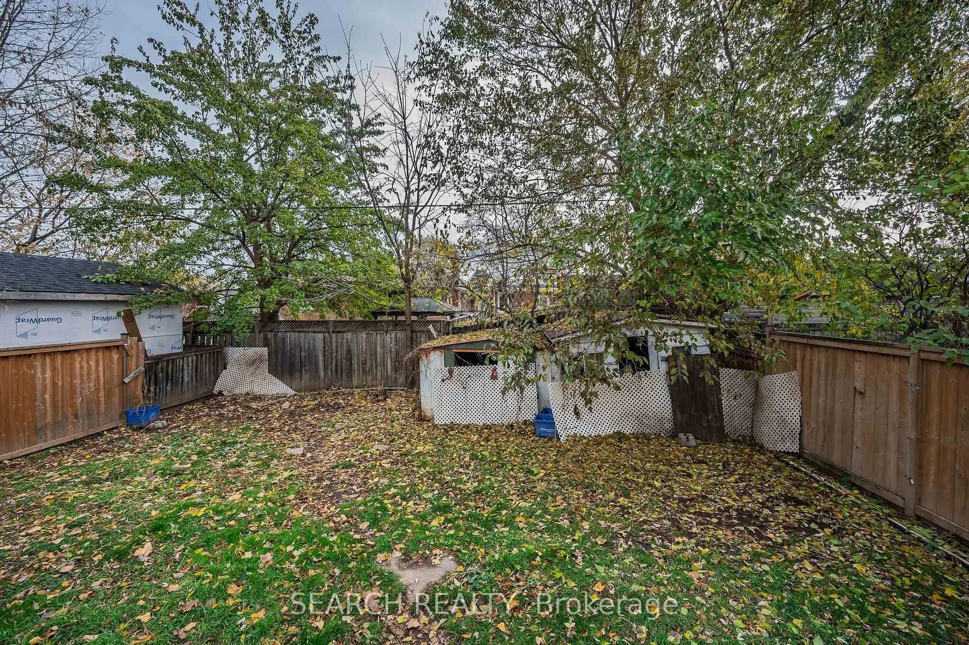 Photo 25 of 222 Walter Avenue N, Hamilton, Normanhurst — HOMEH