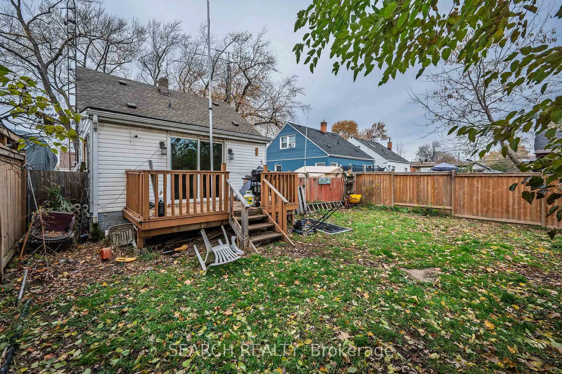 Photo 26 of 222 Walter Avenue N, Hamilton, Normanhurst — HOMEH