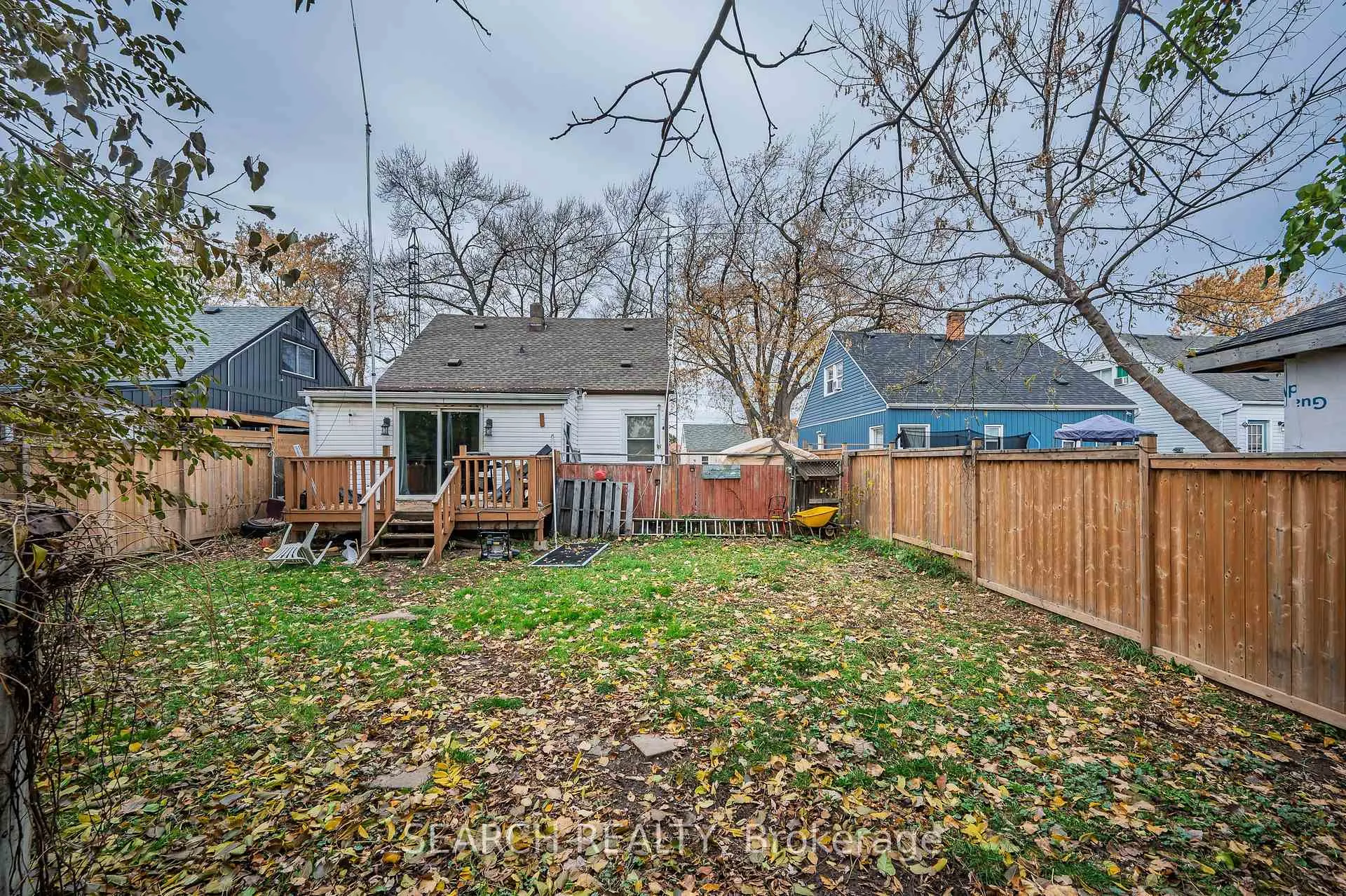 Photo 27 of 222 Walter Avenue N, Hamilton, Normanhurst — HOMEH