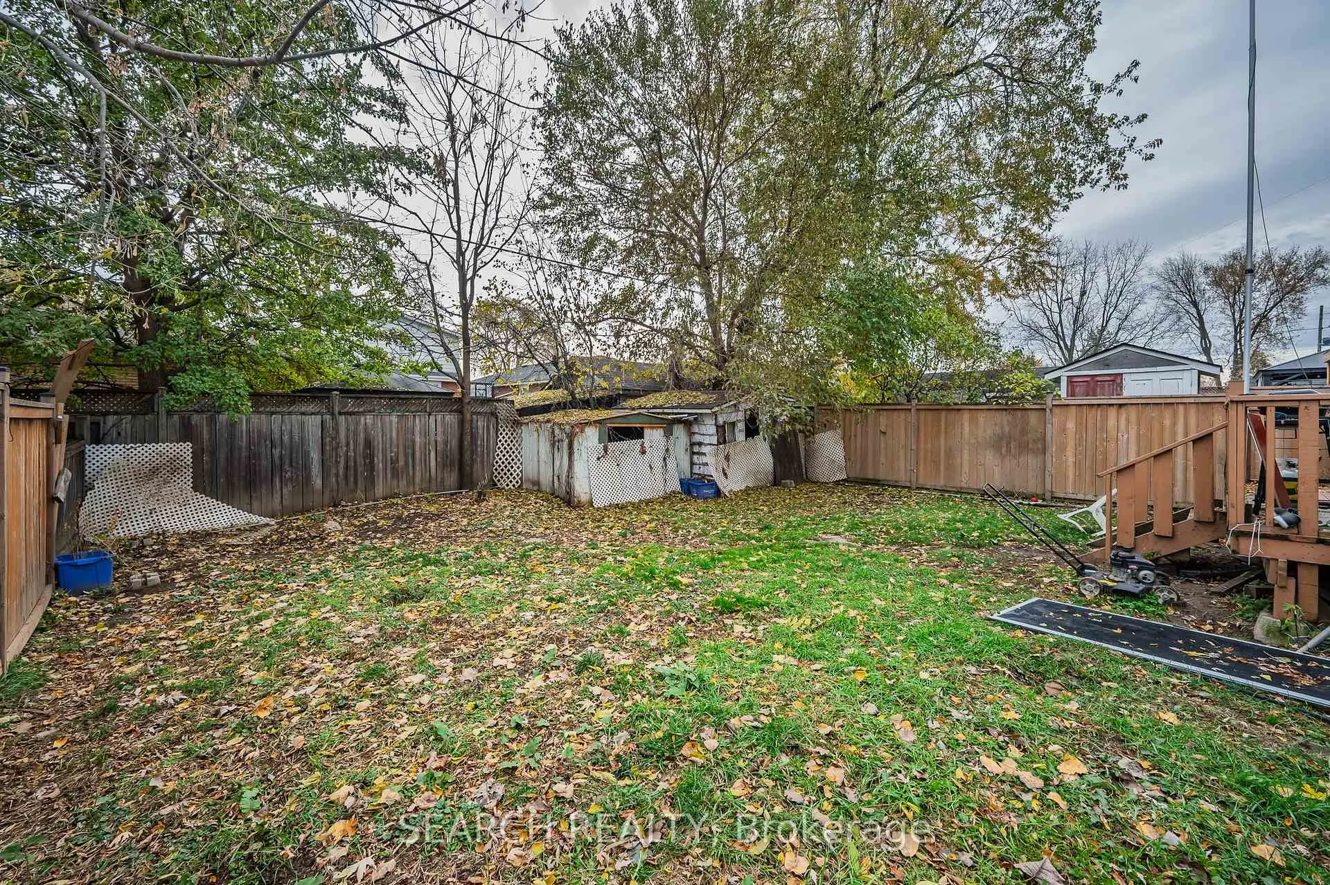 Photo 28 of 222 Walter Avenue N, Hamilton, Normanhurst — HOMEH