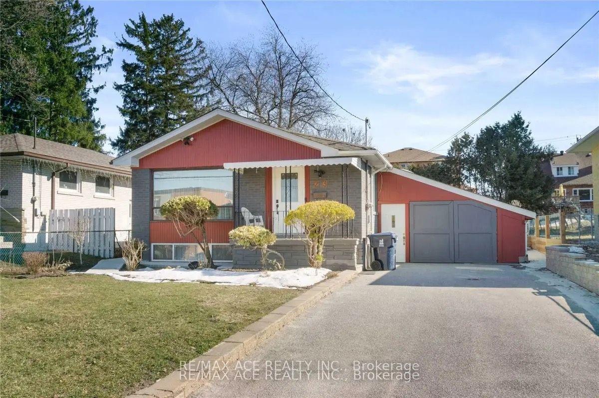Photo 1 of 23 Macduff Crescent, Scarborough, Cliffcrest — HOMEH