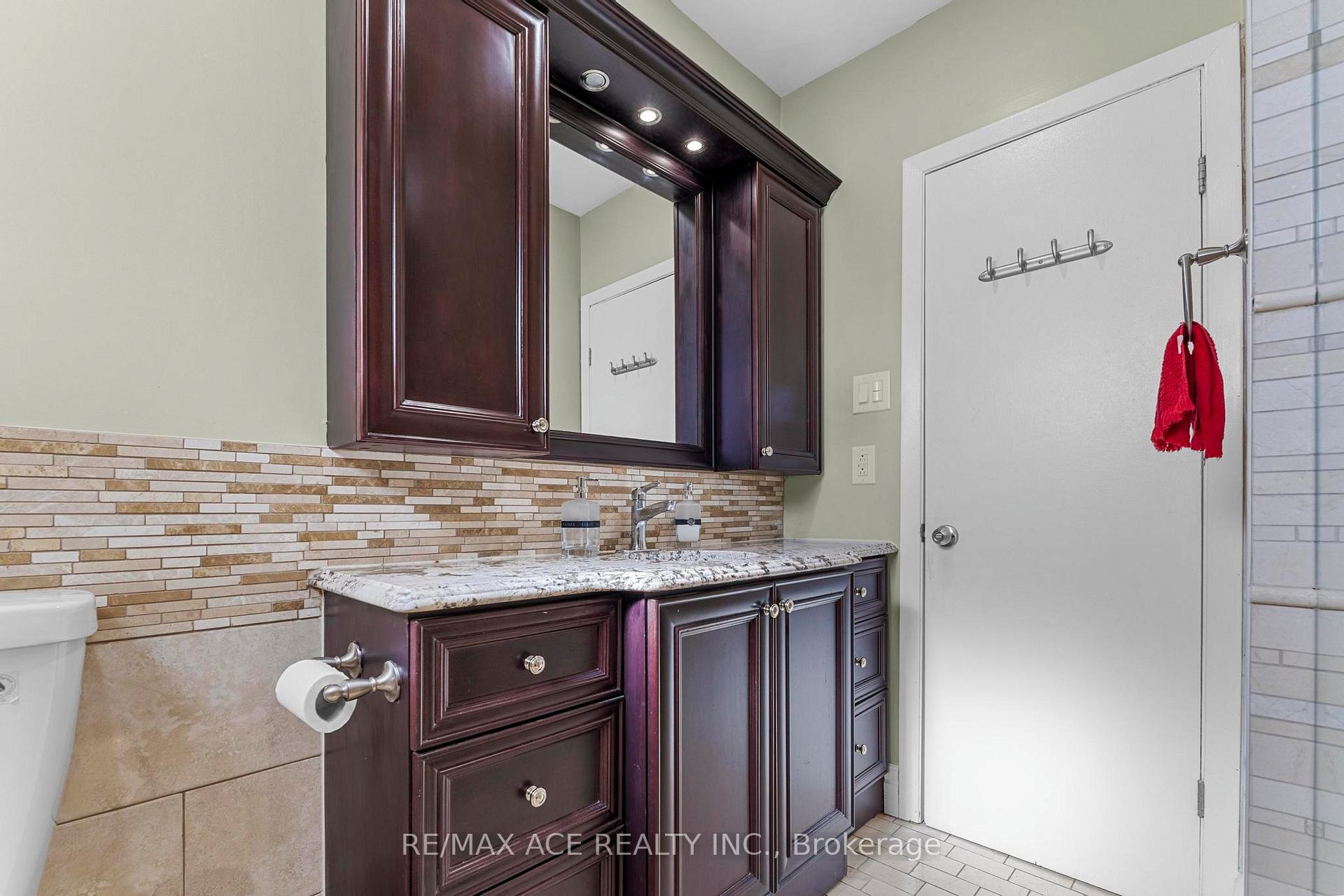 Photo 14 of 23 Macduff Crescent, Scarborough, Cliffcrest — HOMEH