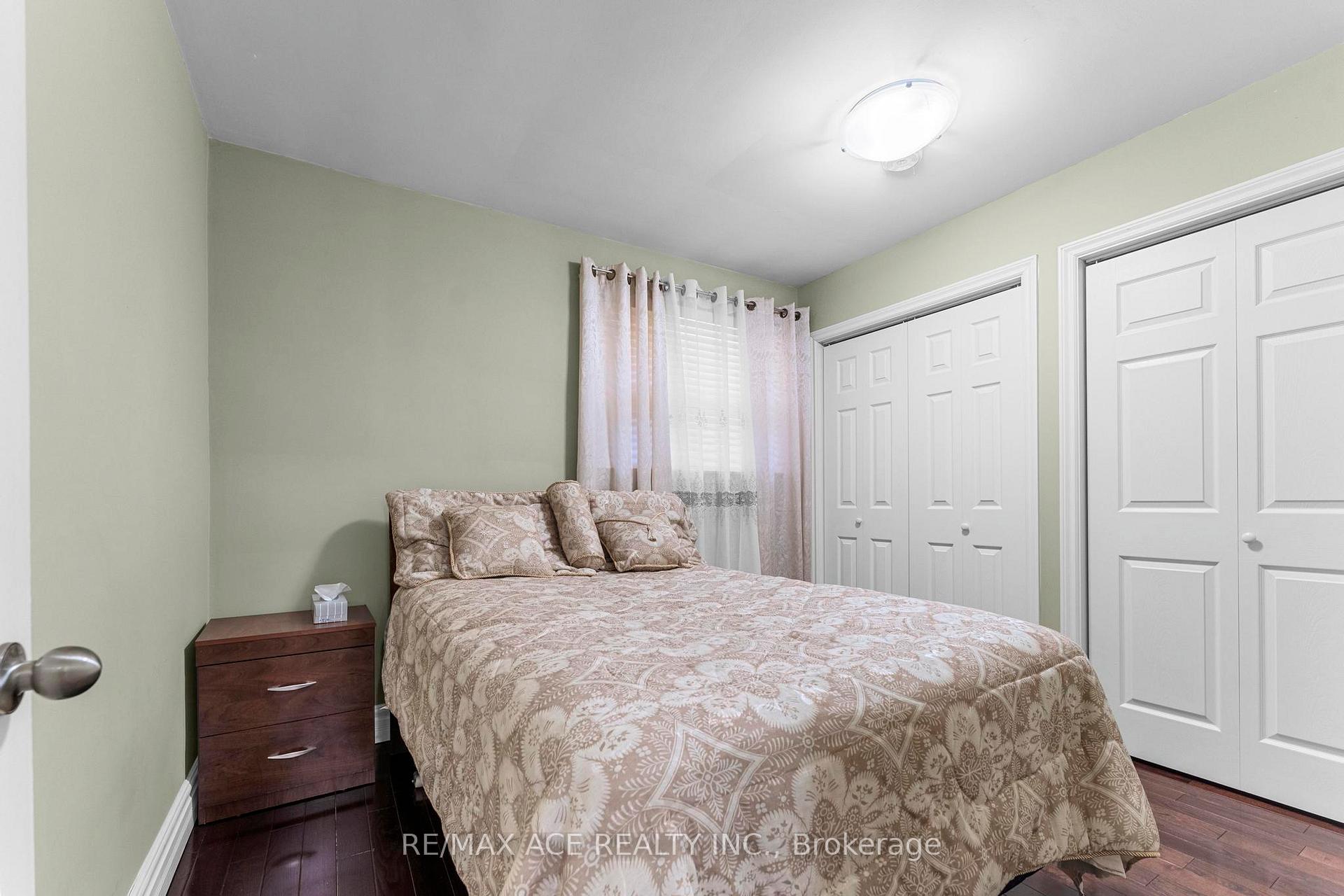 Photo 23 of 23 Macduff Crescent, Scarborough, Cliffcrest — HOMEH
