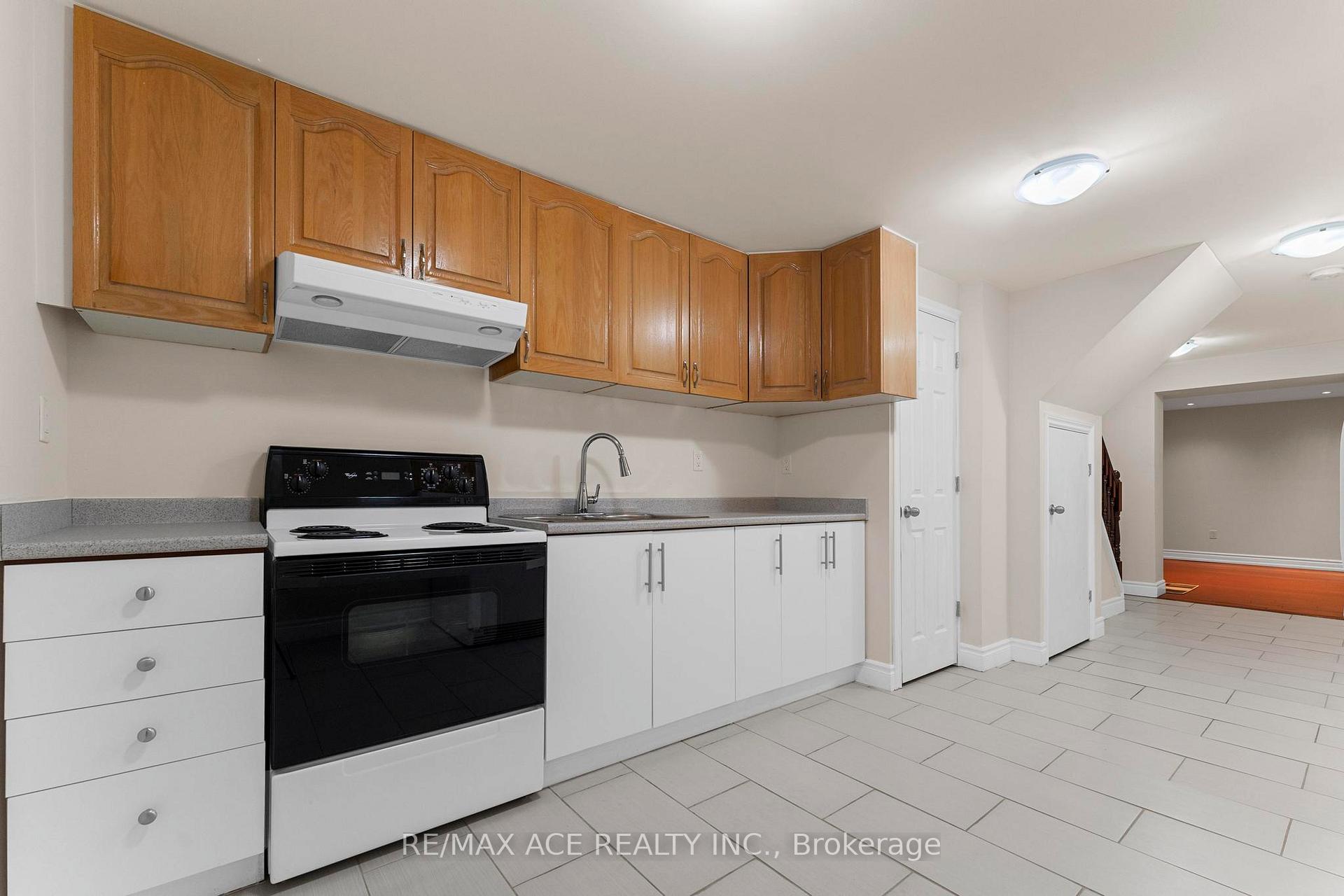 Photo 39 of 23 Macduff Crescent, Scarborough, Cliffcrest — HOMEH