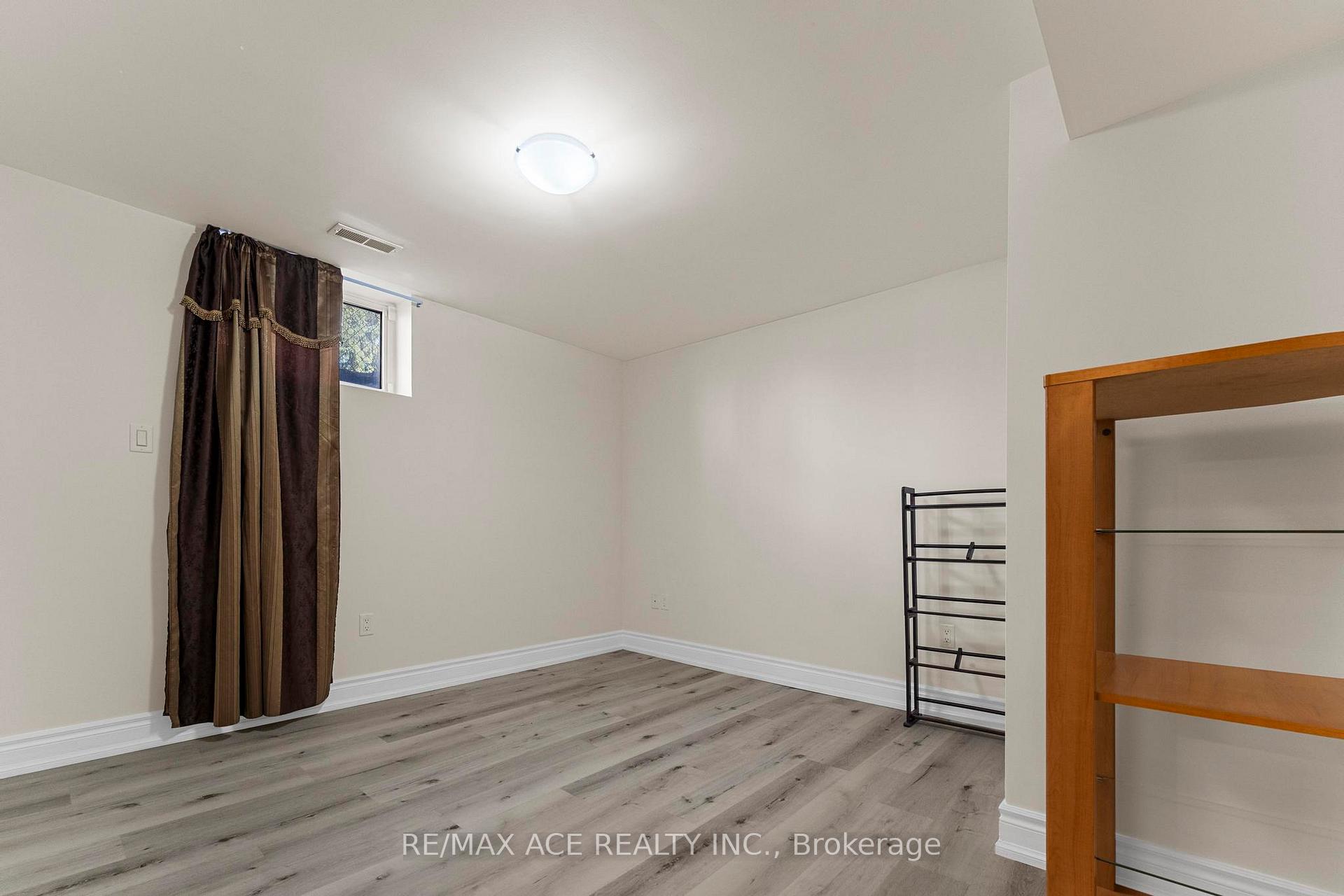 Photo 41 of 23 Macduff Crescent, Scarborough, Cliffcrest — HOMEH