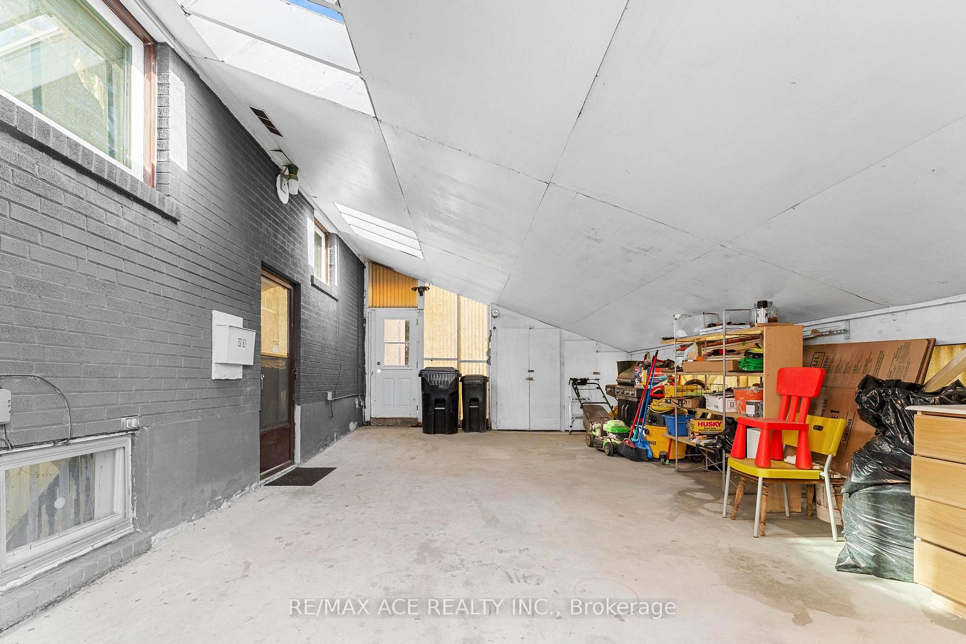Photo 37 of 23 Macduff Crescent, Scarborough, Cliffcrest — HOMEH
