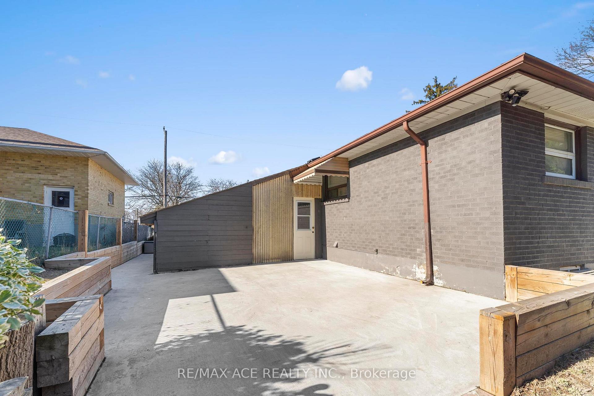 Photo 44 of 23 Macduff Crescent, Scarborough, Cliffcrest — HOMEH