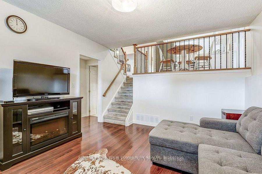 Photo 14 of 36 Stirling Avenue, Clarington, Courtice — HOMEH
