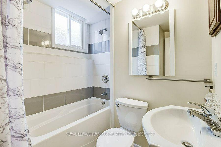 Photo 16 of 36 Stirling Avenue, Clarington, Courtice — HOMEH