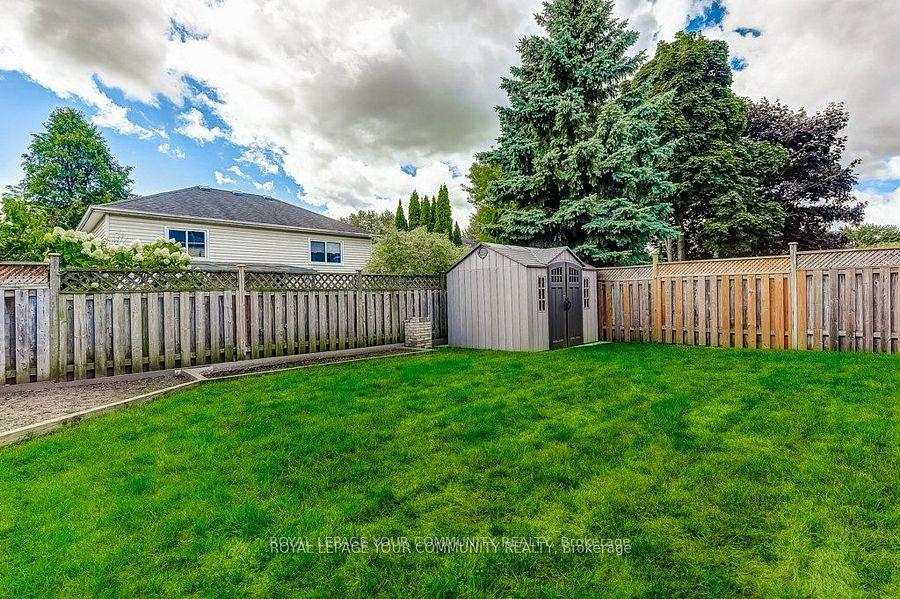 Photo 32 of 36 Stirling Avenue, Clarington, Courtice — HOMEH