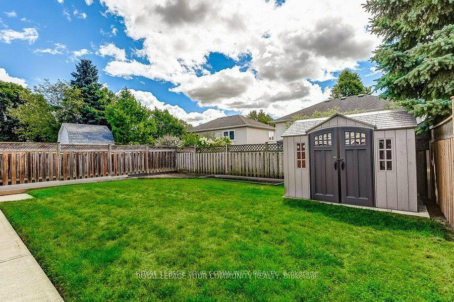 Photo 34 of 36 Stirling Avenue, Clarington, Courtice — HOMEH