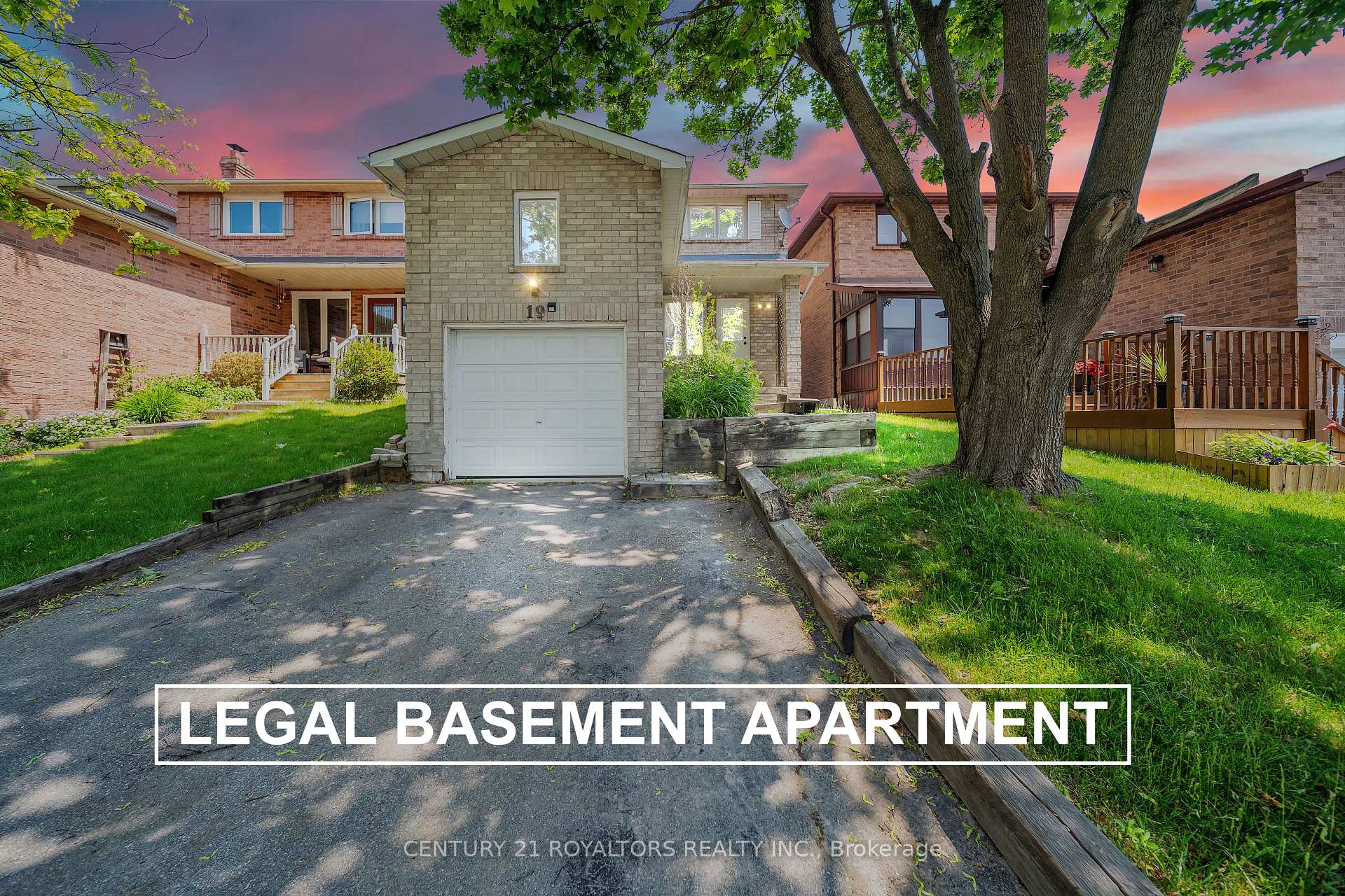 Photo 1 of 19 Palmer Drive, Ajax, Central — HOMEH