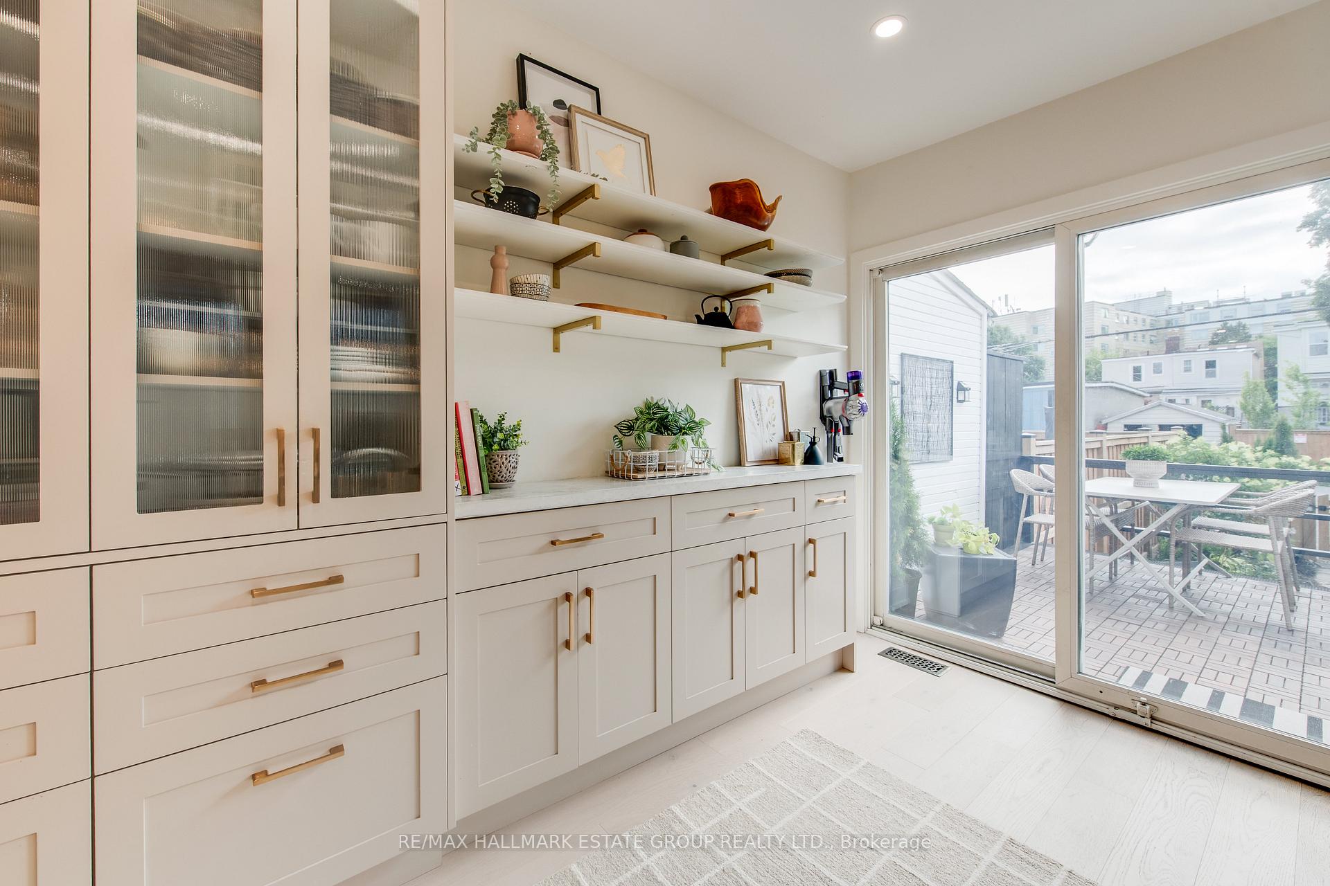 Photo 15 of 24 Pickering Street, Toronto, East End-Danforth — HOMEH