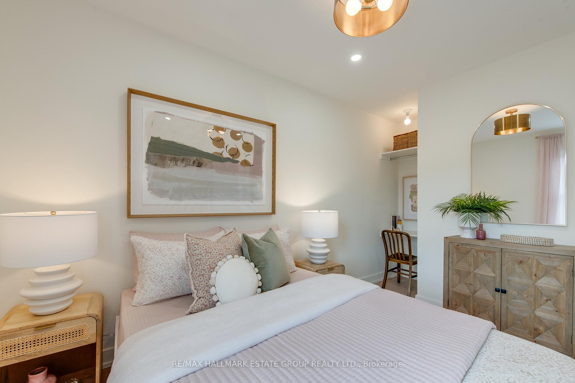 Photo 24 of 24 Pickering Street, Toronto, East End-Danforth — HOMEH