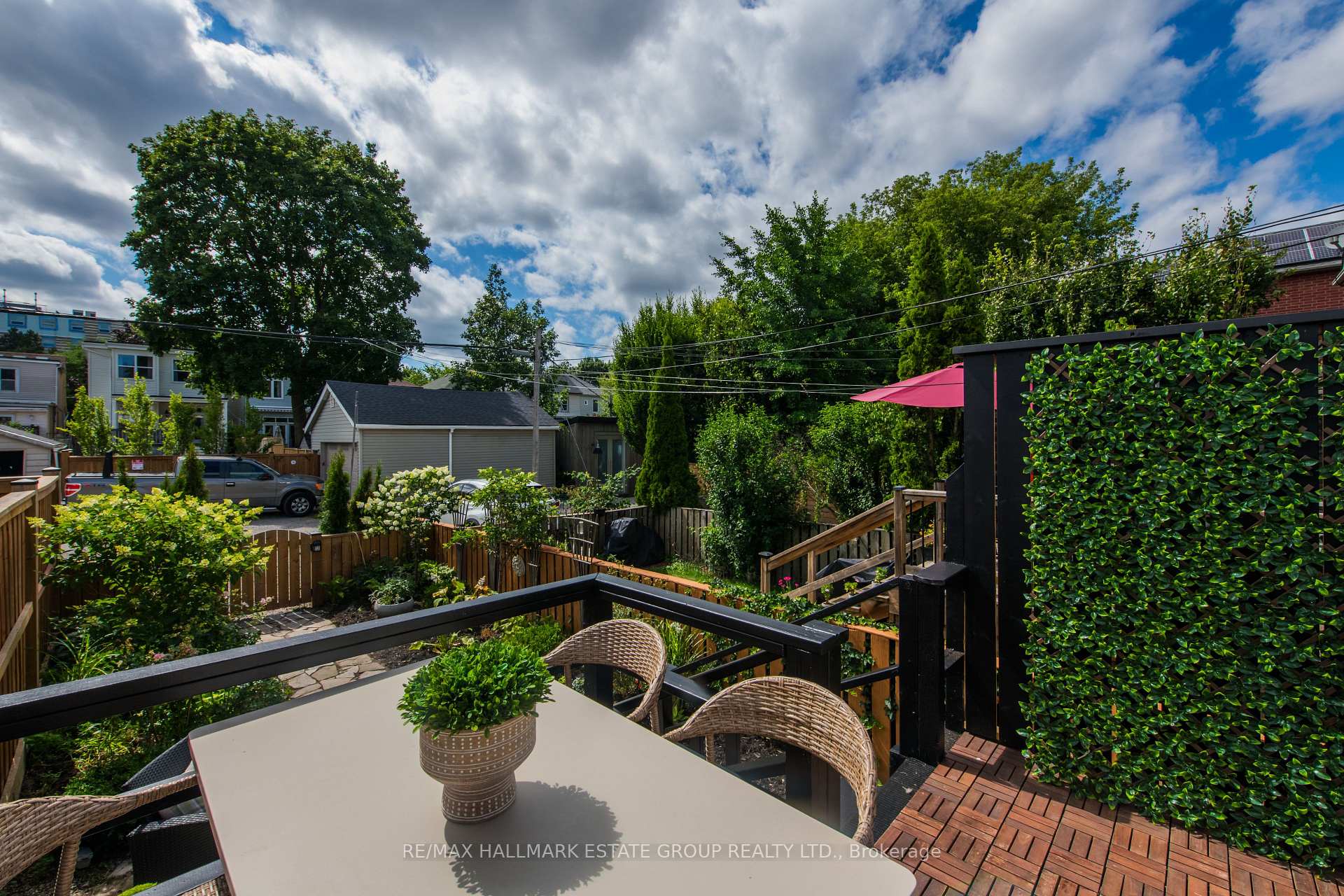 Photo 44 of 24 Pickering Street, Toronto, East End-Danforth — HOMEH