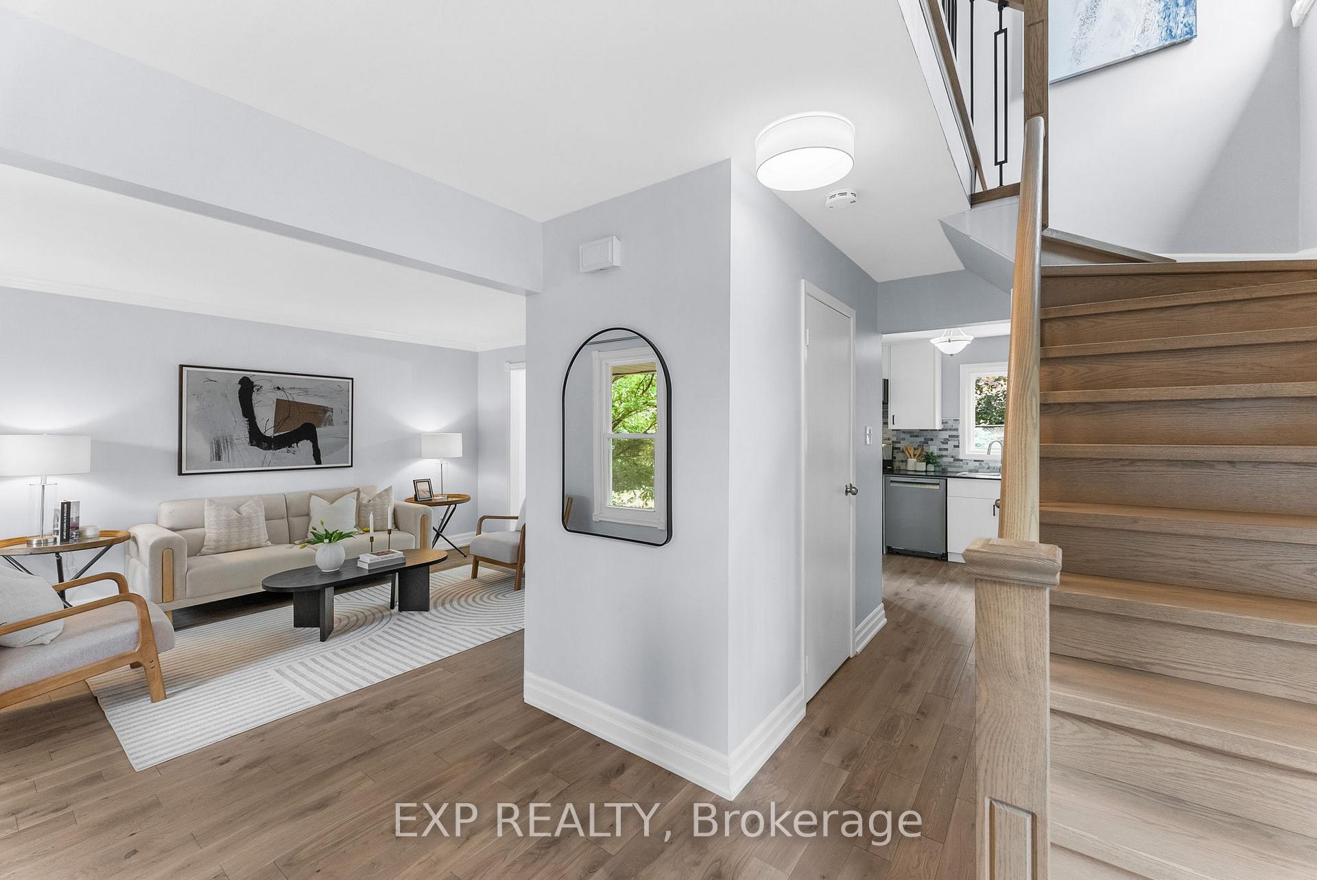 Photo 8 of 678 Beckworth Square, Pickering, Amberlea — HOMEH