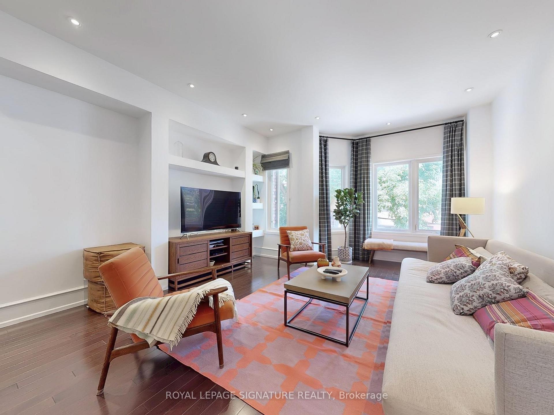 Photo 6 of 20 Filmic Lane, Toronto, South Riverdale — HOMEH