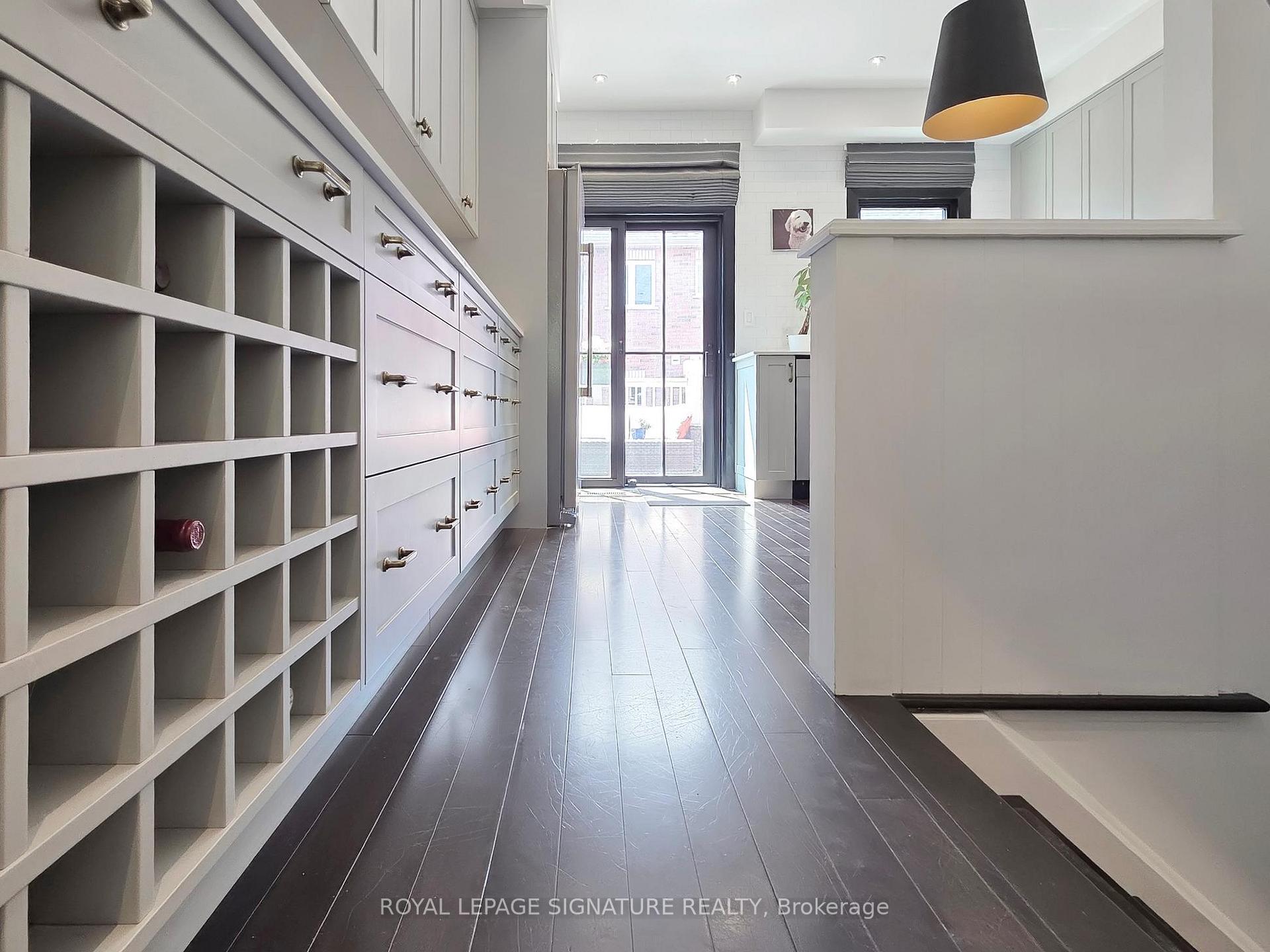 Photo 11 of 20 Filmic Lane, Toronto, South Riverdale — HOMEH