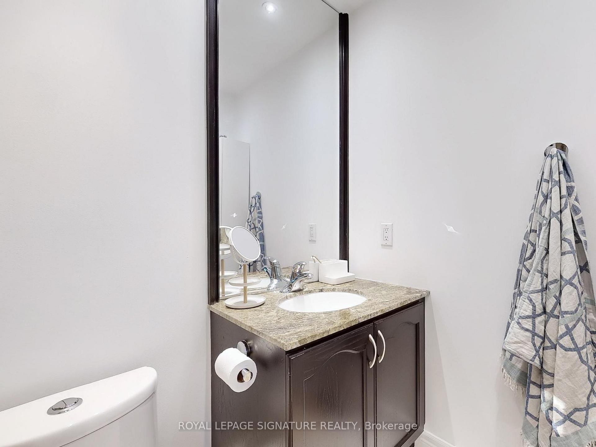 Photo 18 of 20 Filmic Lane, Toronto, South Riverdale — HOMEH