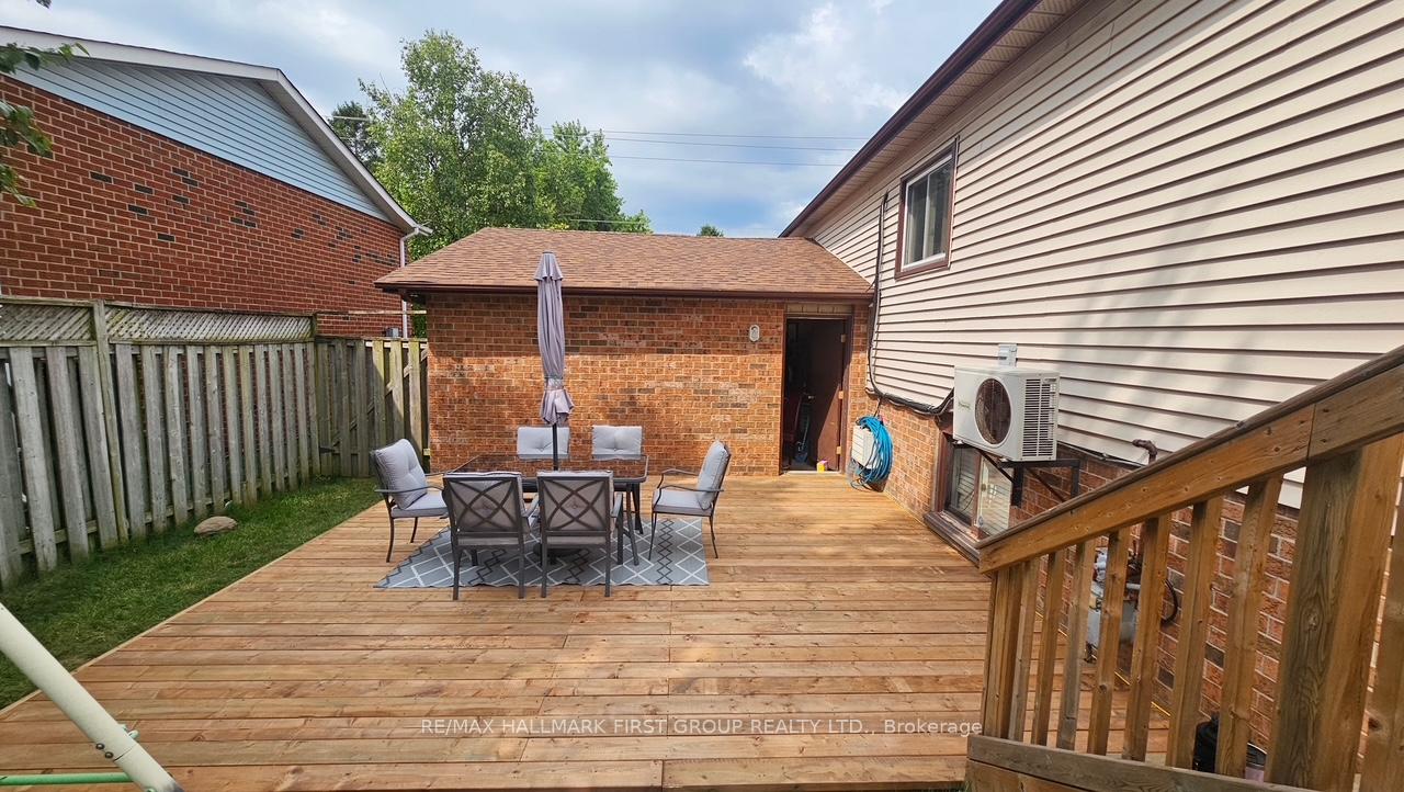 Photo 7 of 39 Varcoe Road, Clarington, Courtice — HOMEH