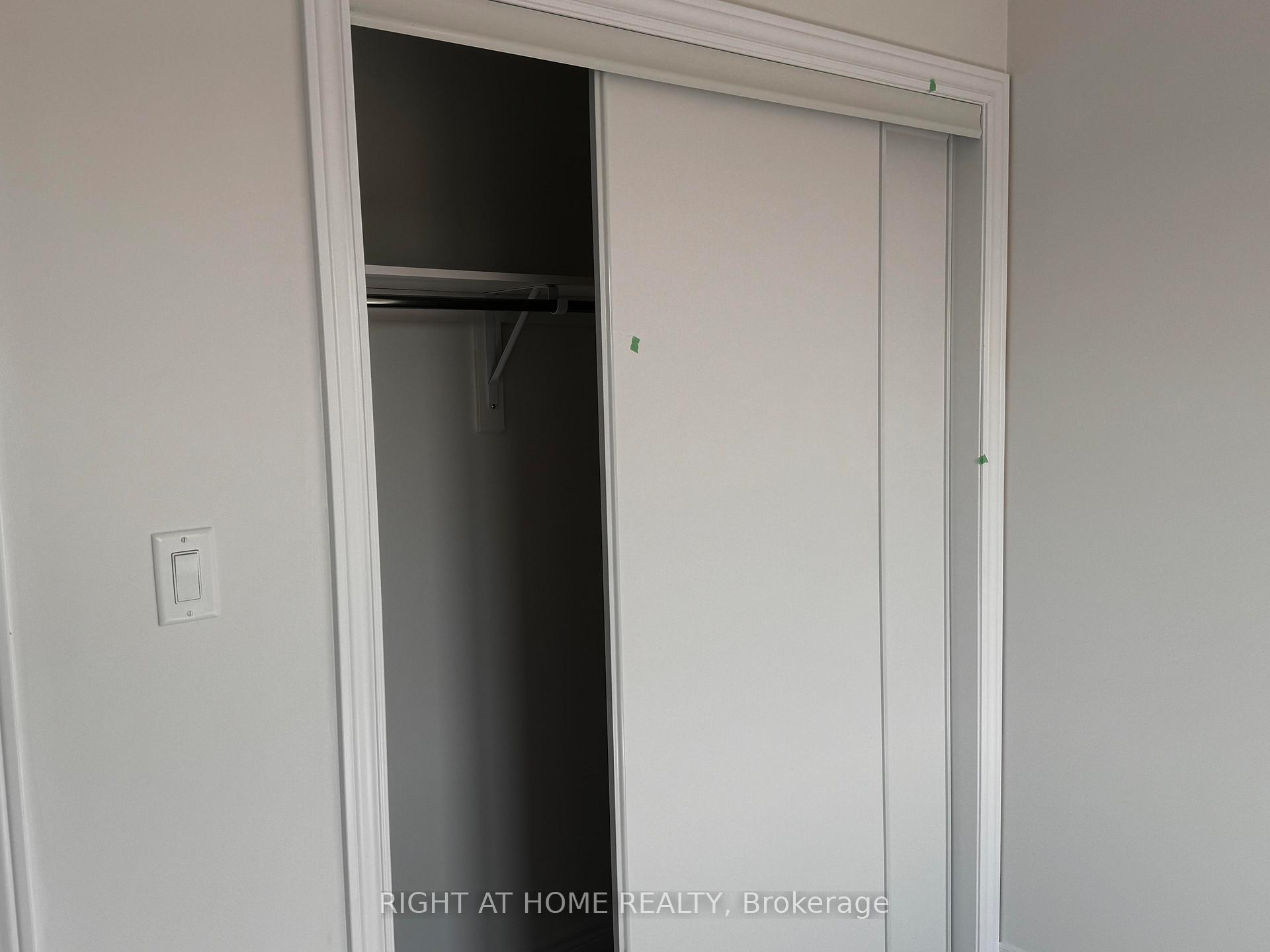 Photo 17 of 154 Thicketwood Avenue, Barrie, Rural Barrie Southeast — HOMEH