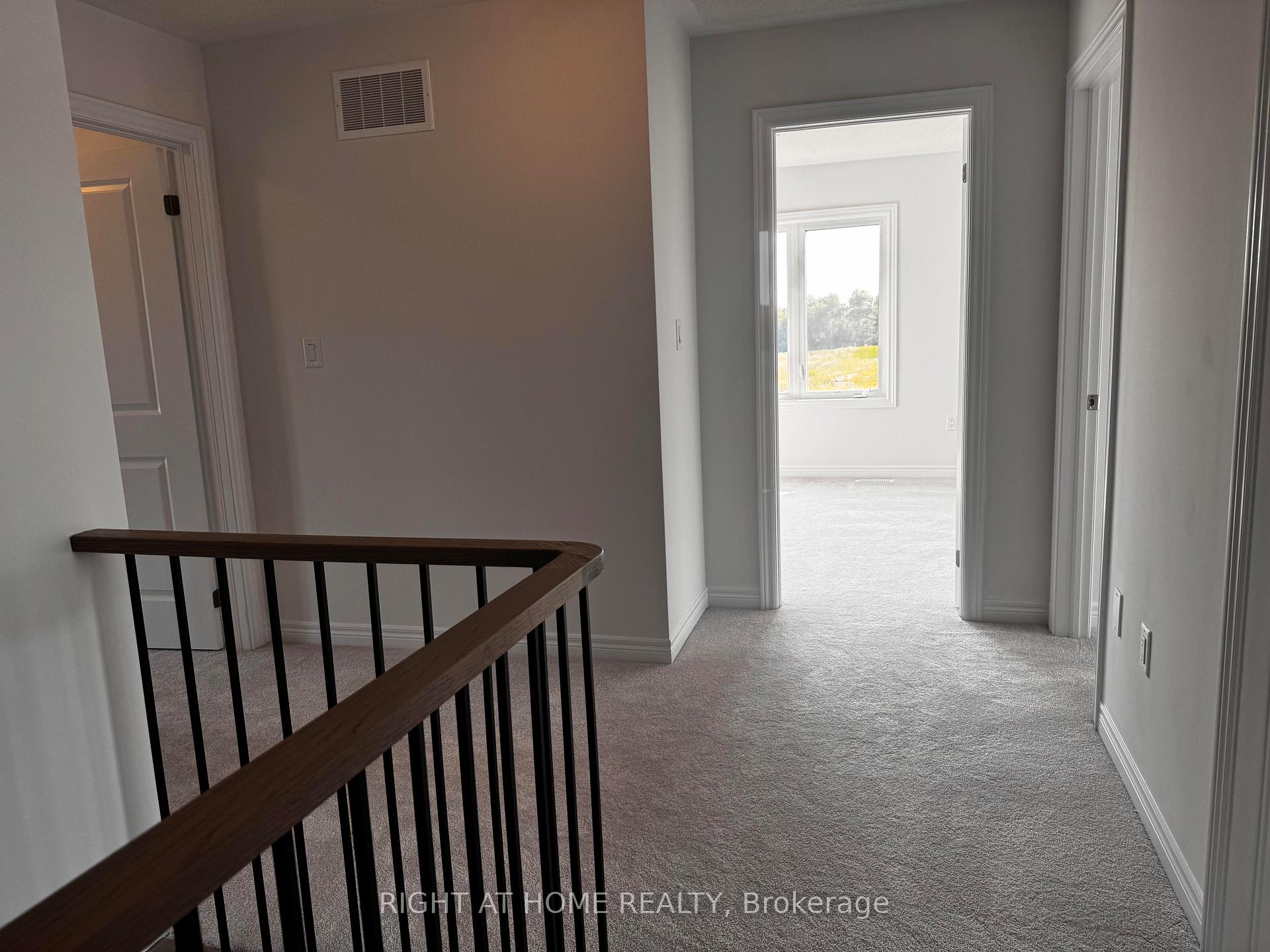 Photo 36 of 154 Thicketwood Avenue, Barrie, Rural Barrie Southeast — HOMEH