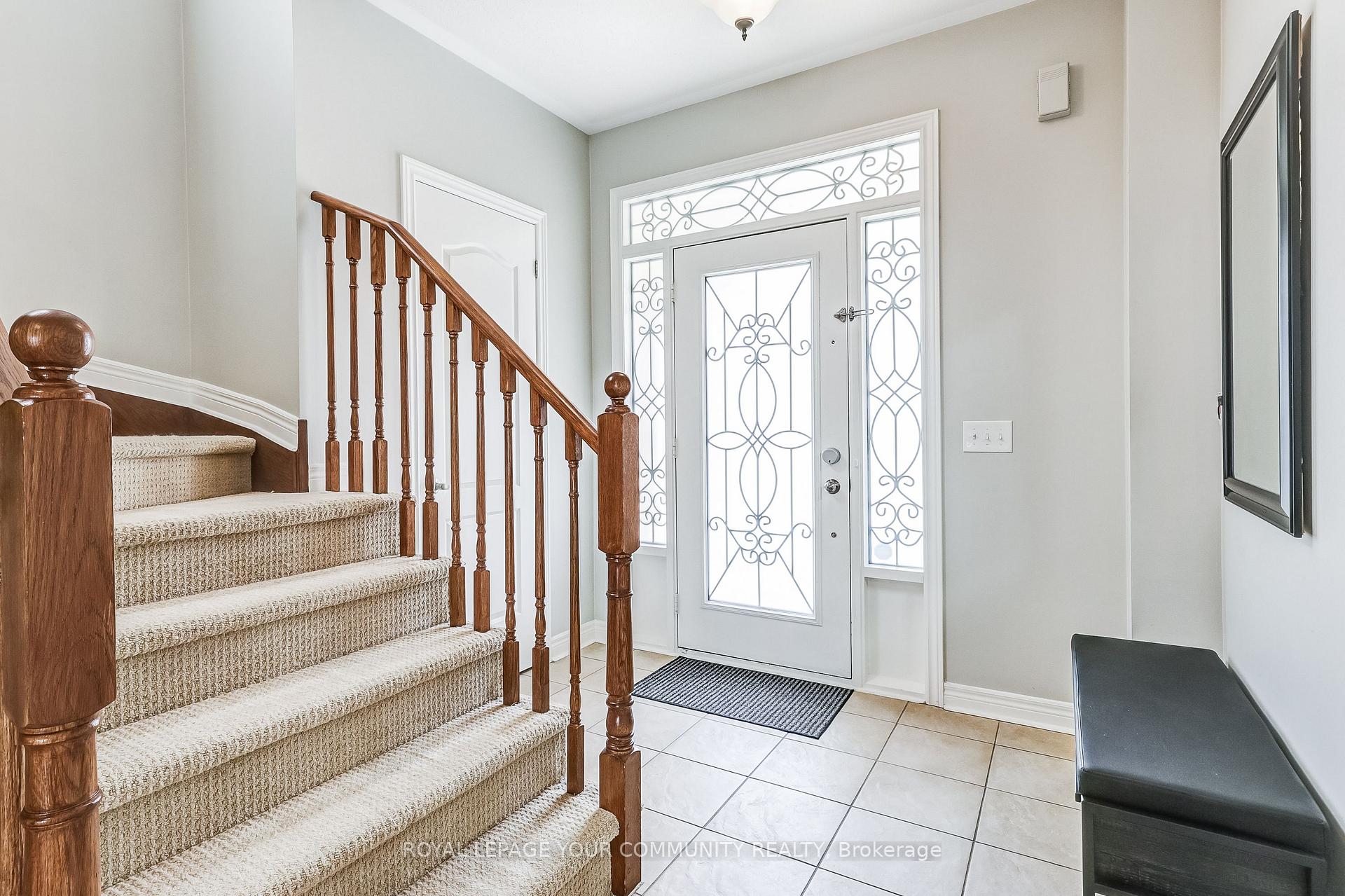 Photo 2 of 190 Harbourside Drive, Whitby, Port Whitby — HOMEH
