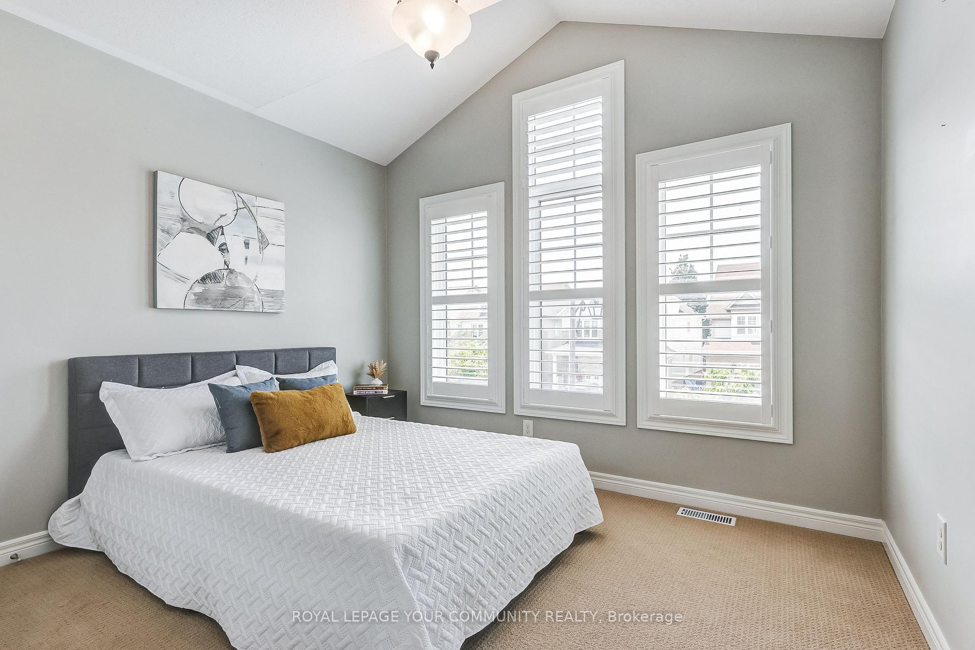 Photo 32 of 190 Harbourside Drive, Whitby, Port Whitby — HOMEH