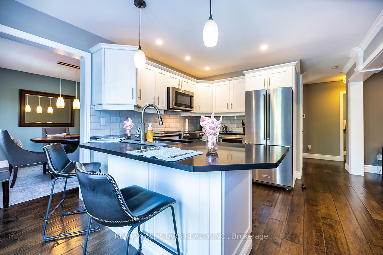 Photo 4 of 81 Hyland Crescent, Scugog, Port Perry — HOMEH