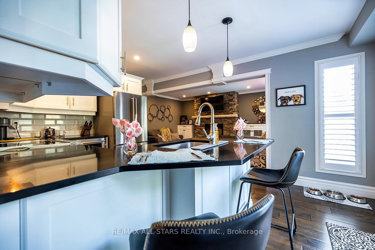 Photo 10 of 81 Hyland Crescent, Scugog, Port Perry — HOMEH