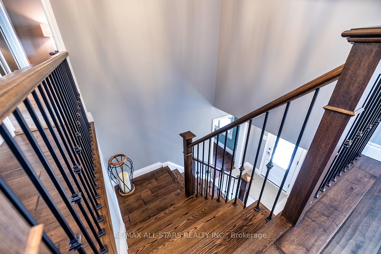 Photo 9 of 81 Hyland Crescent, Scugog, Port Perry — HOMEH