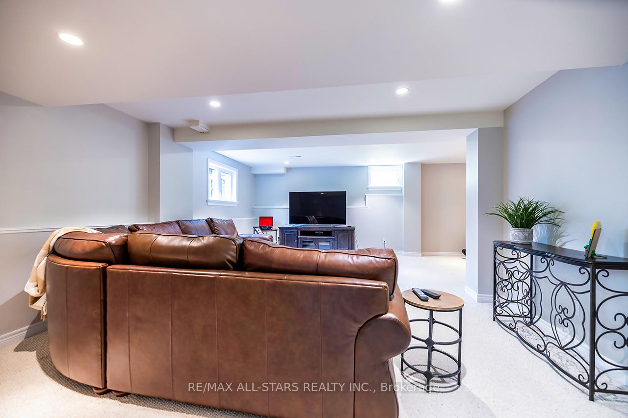 Photo 32 of 81 Hyland Crescent, Scugog, Port Perry — HOMEH