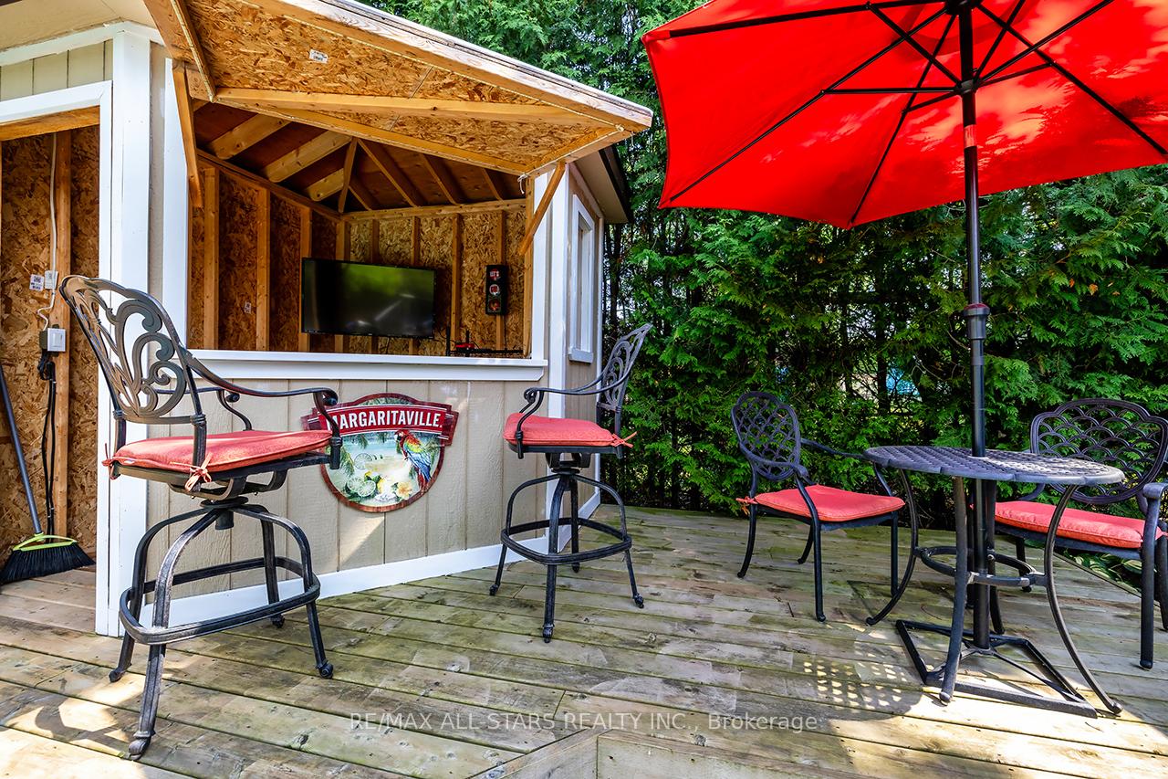 Photo 37 of 81 Hyland Crescent, Scugog, Port Perry — HOMEH